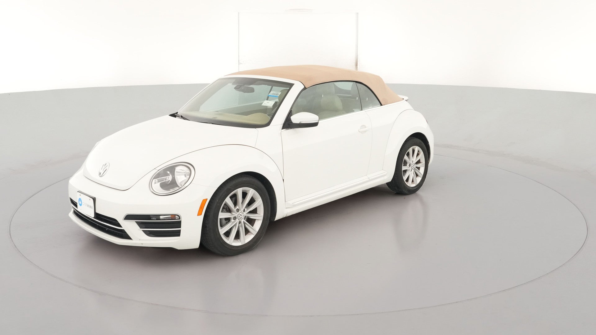 2018 Volkswagen Beetle vehicle photo