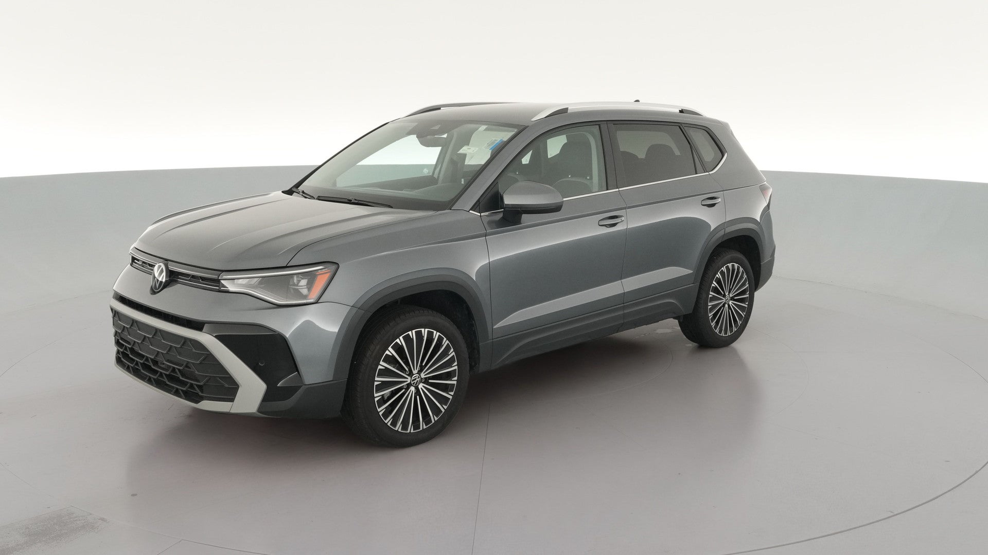 2025 Volkswagen Taos vehicle photo