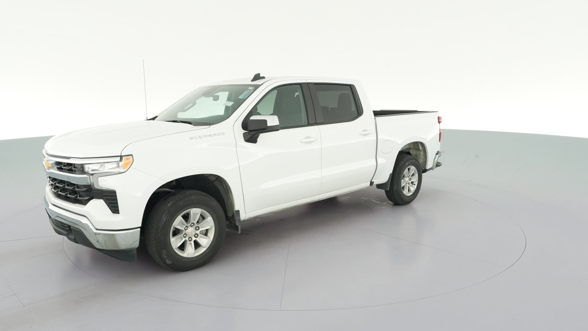 2025 Chevrolet Silverado 1500 Crew Cab vehicle photo