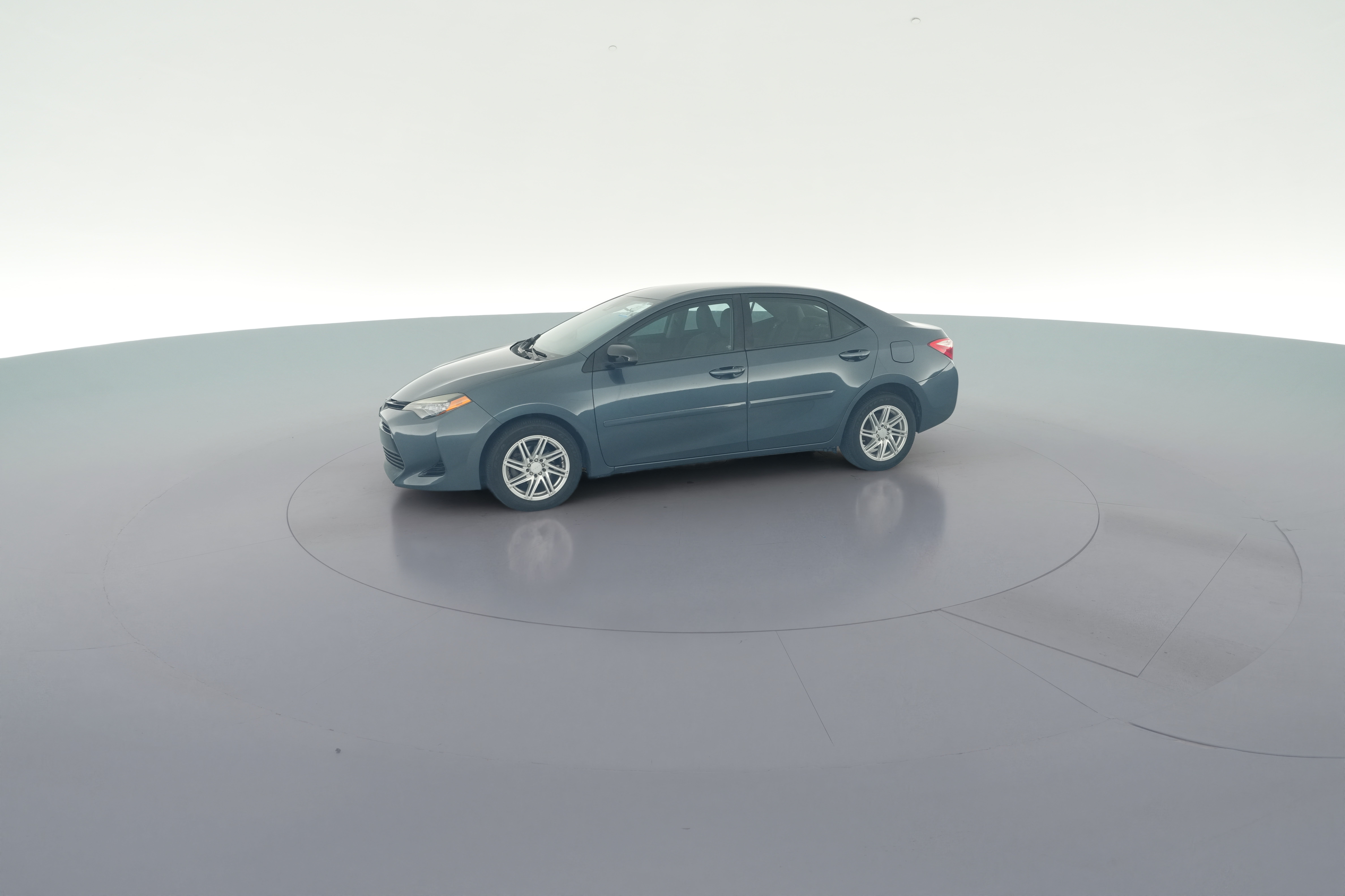 2017 Toyota Corolla LE - Photo 26