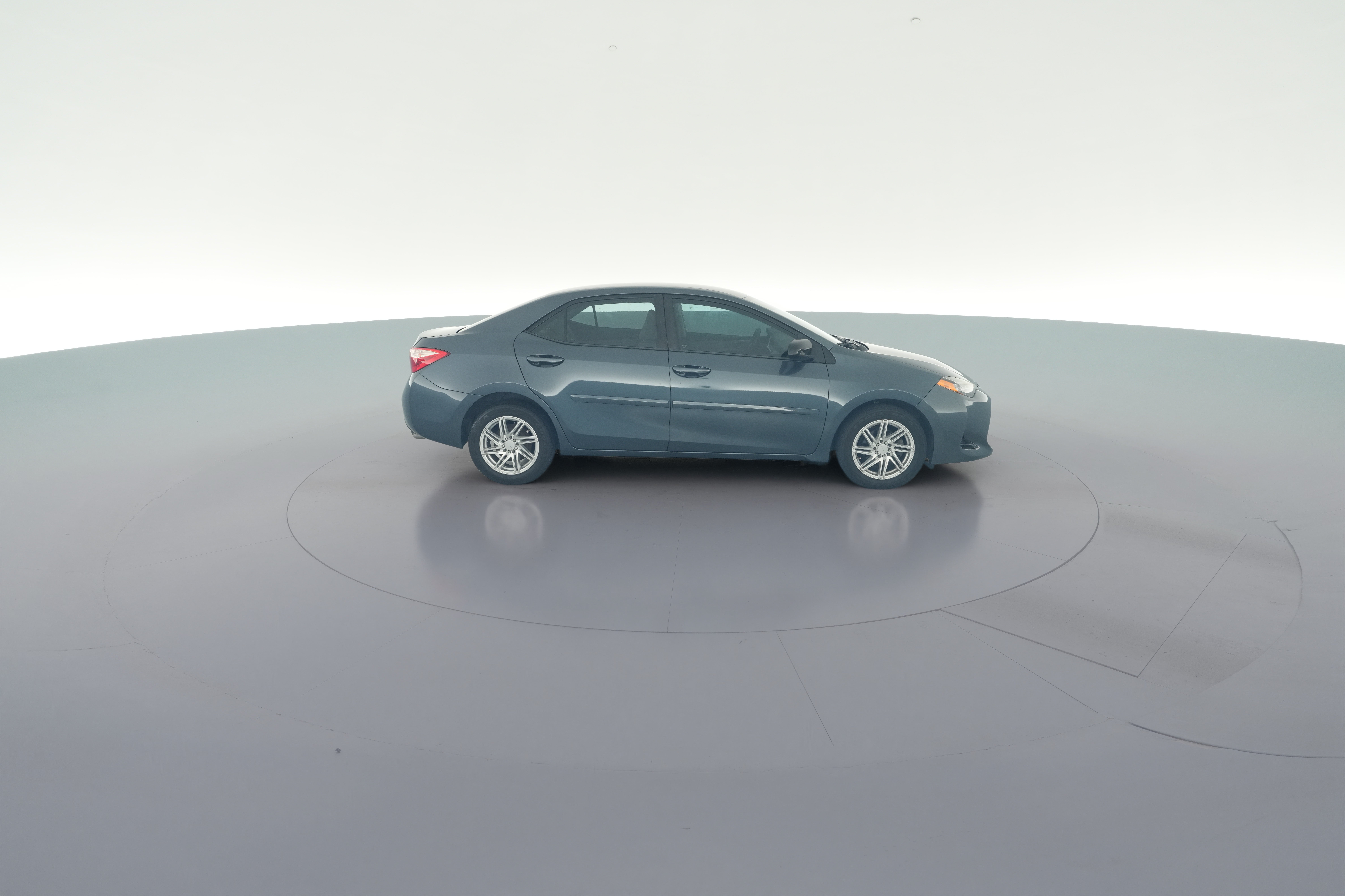 2017 Toyota Corolla LE - Photo 35
