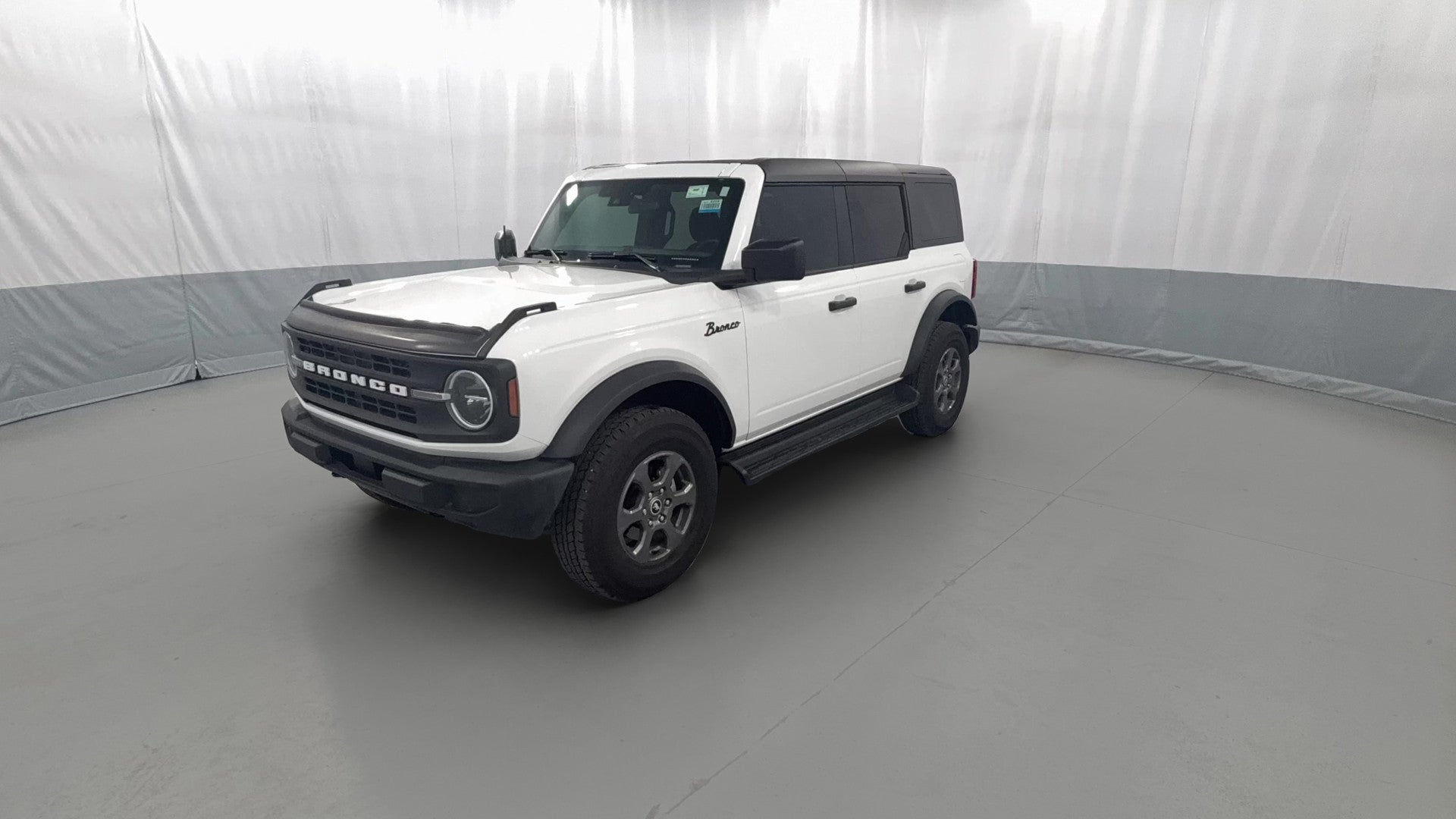 2025 Ford Bronco vehicle photo