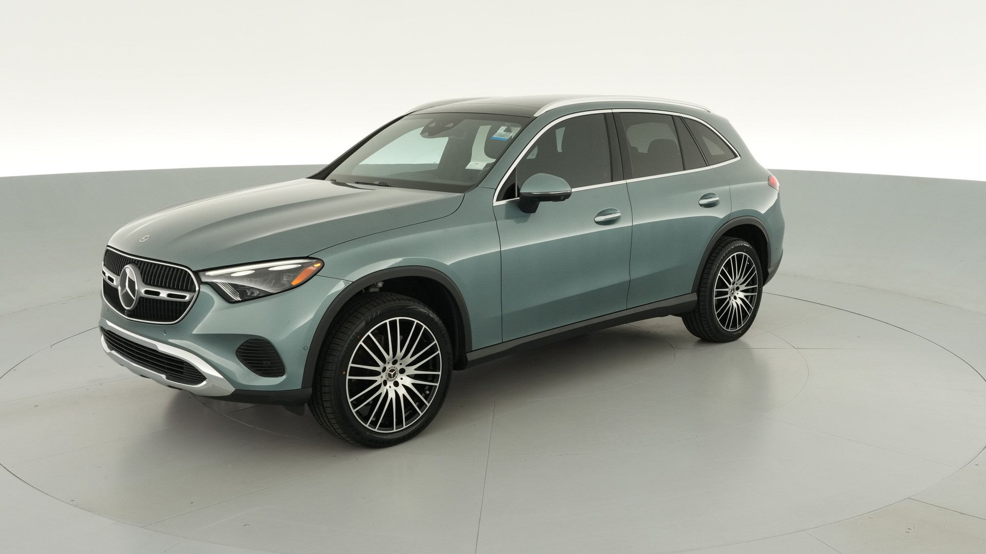 2025 Mercedes-Benz GLC vehicle photo