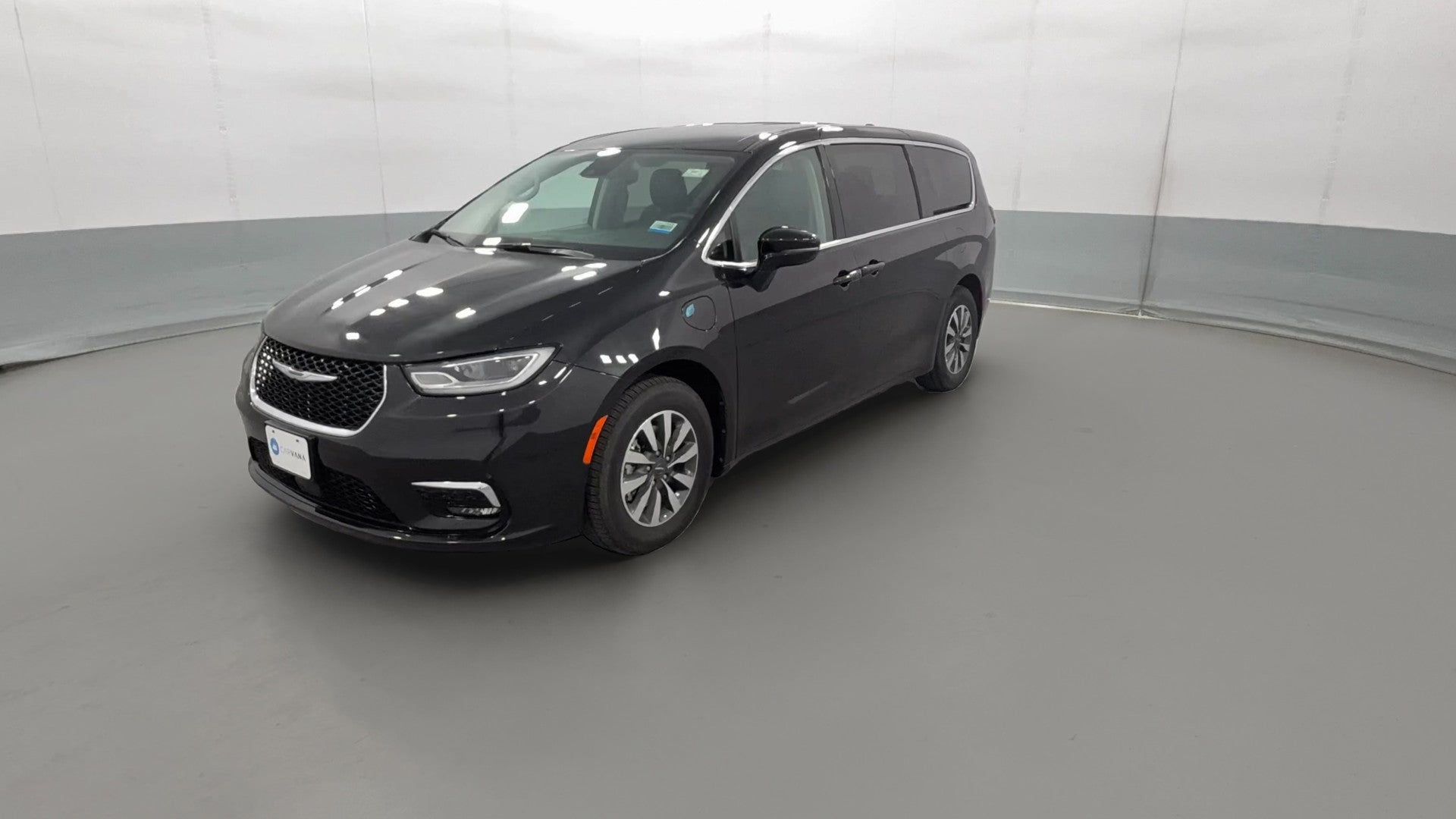 2024 Chrysler Pacifica Hybrid vehicle photo