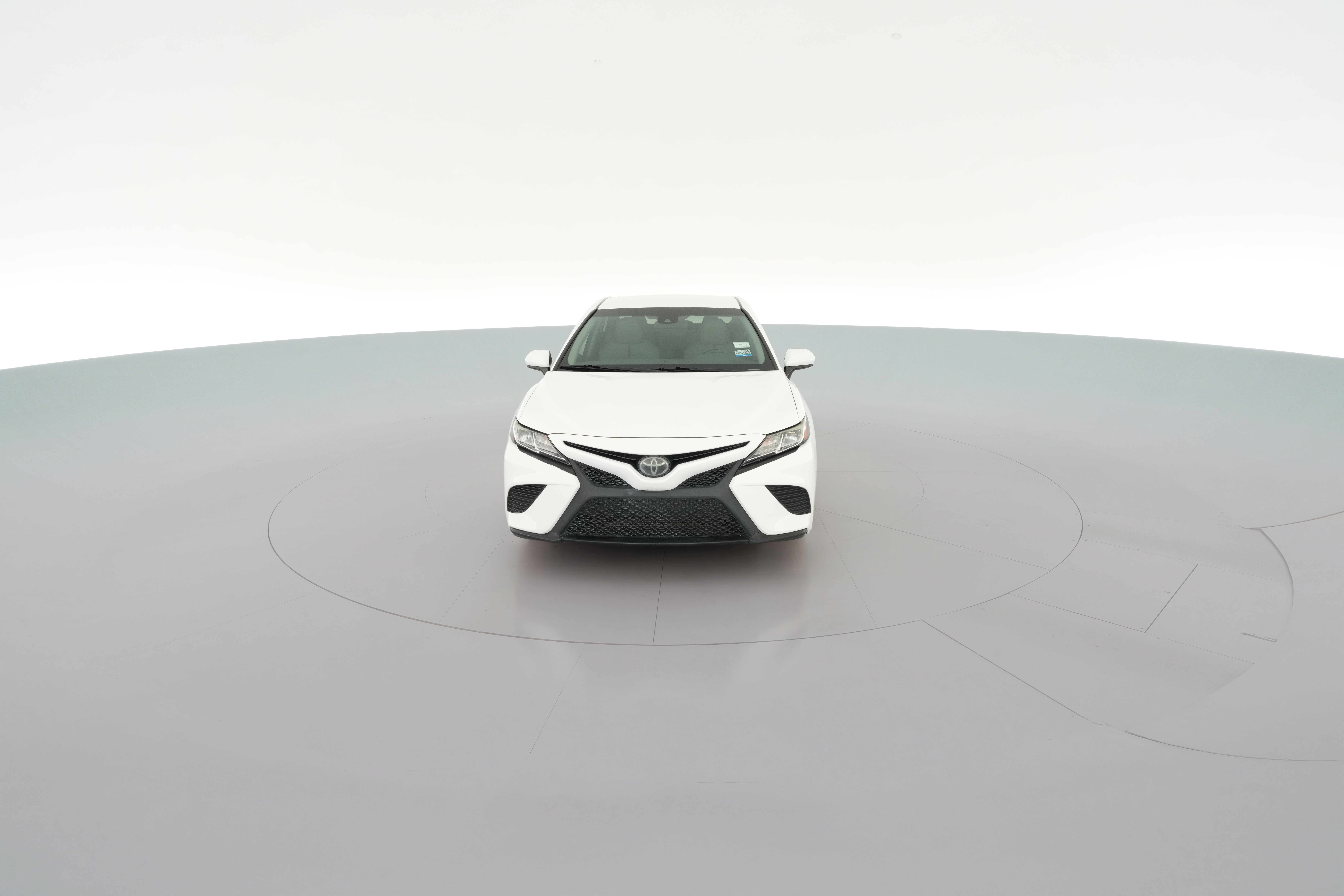 2020 Toyota Camry SE - Photo 21