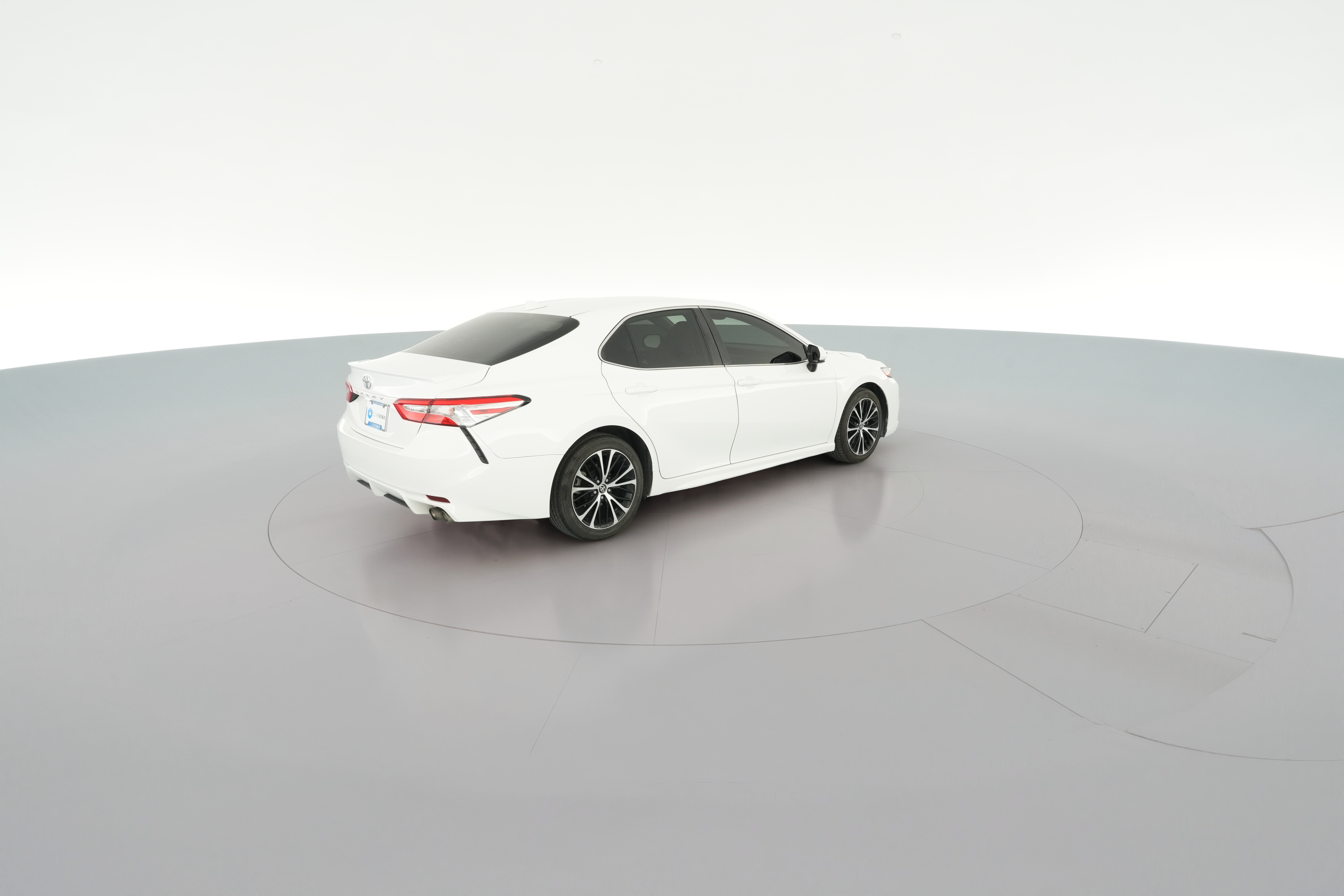 2020 Toyota Camry SE - Photo 31