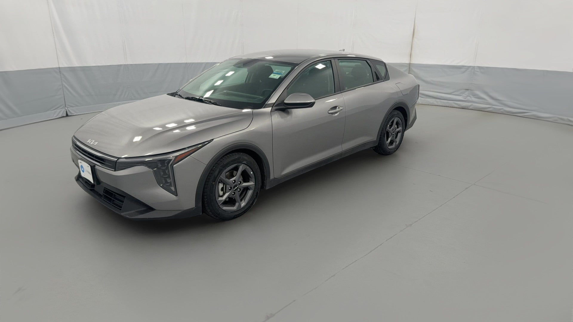 2025 Kia K4 vehicle photo