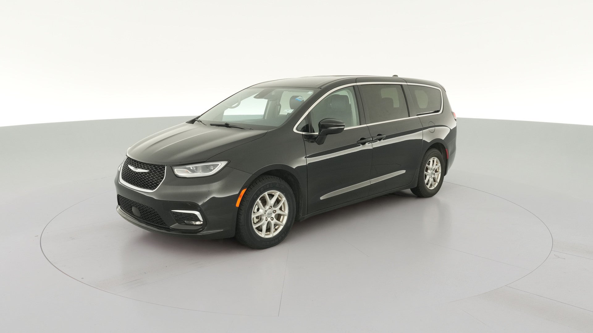 2024 Chrysler Pacifica vehicle photo