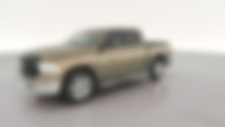 2015 Ram 1500 Crew Cab vehicle photo