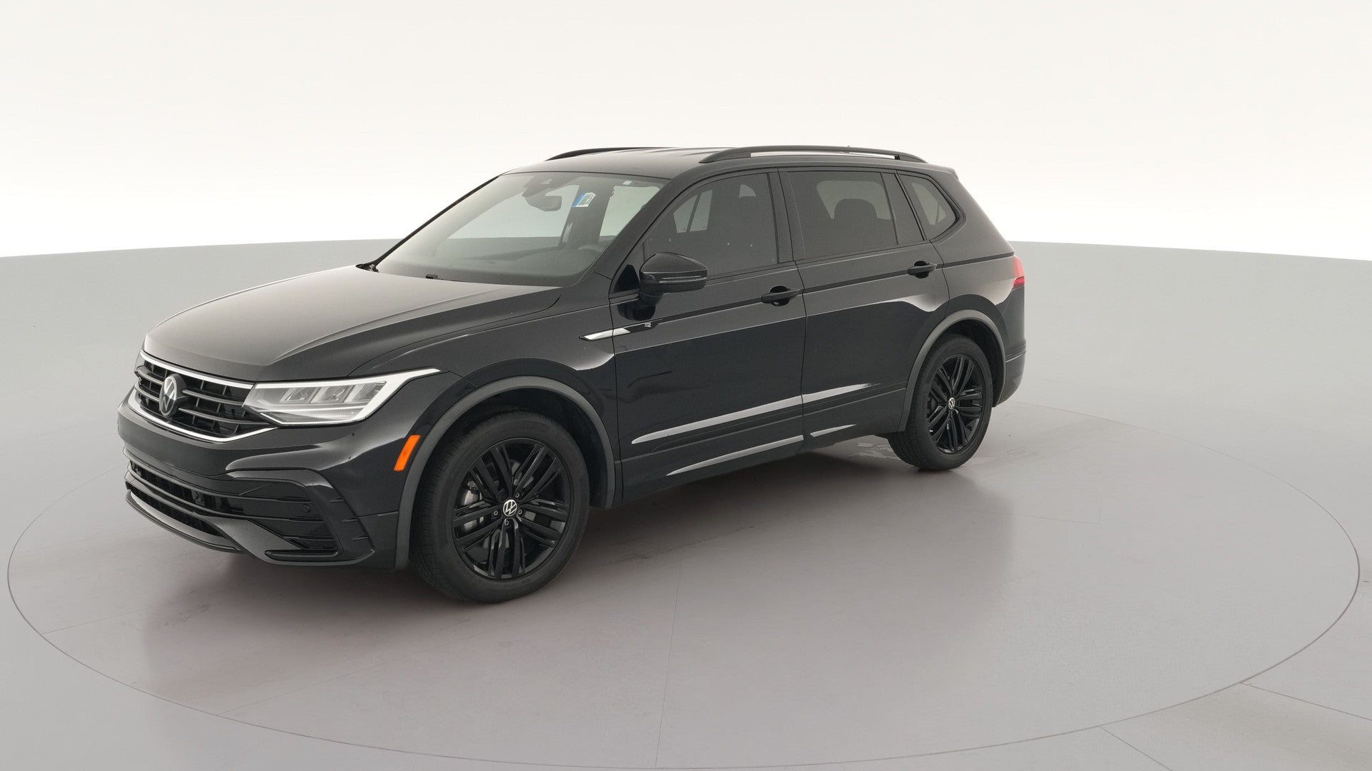 2022 Volkswagen Tiguan vehicle photo