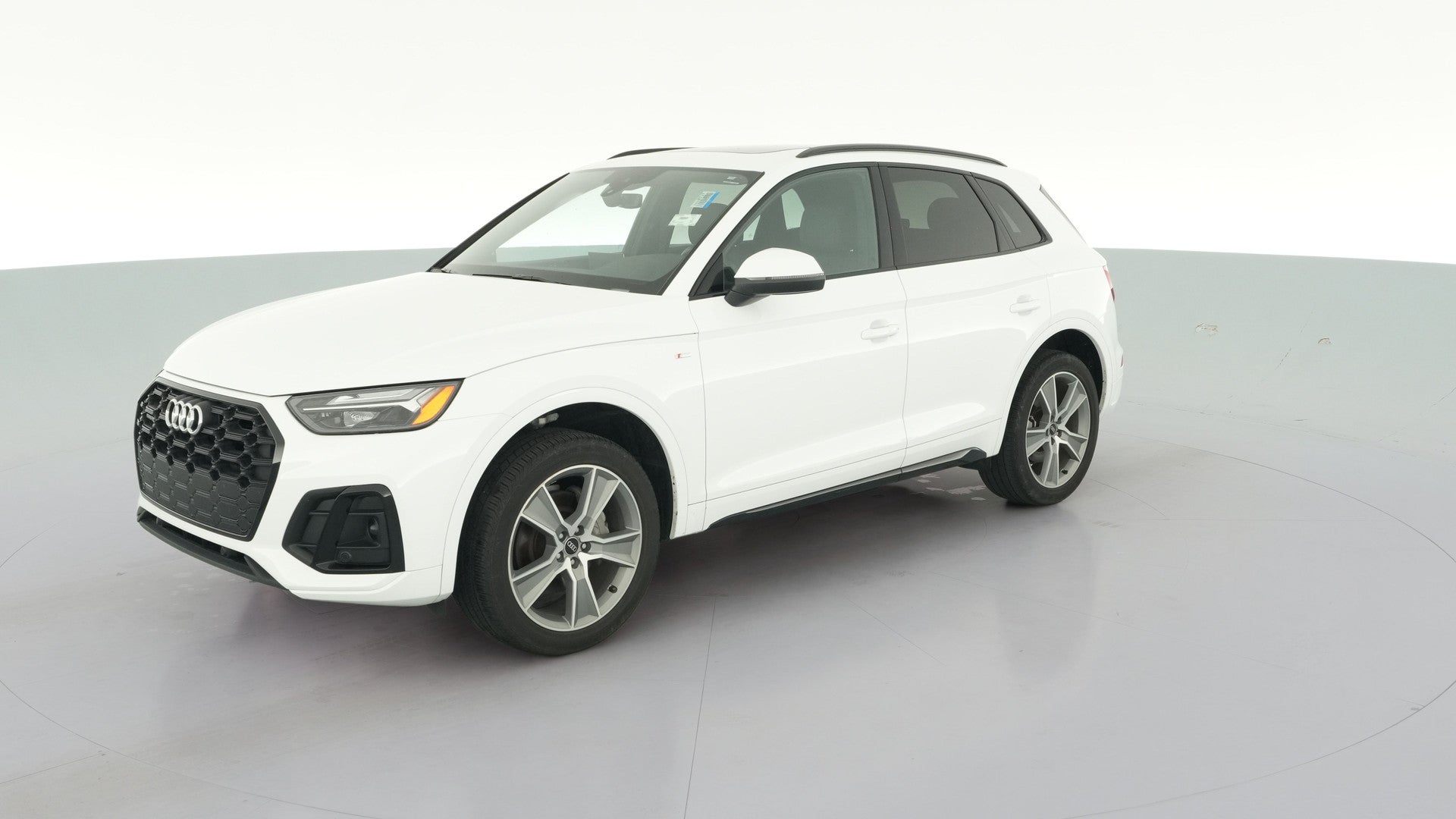 2025 Audi Q5 vehicle photo