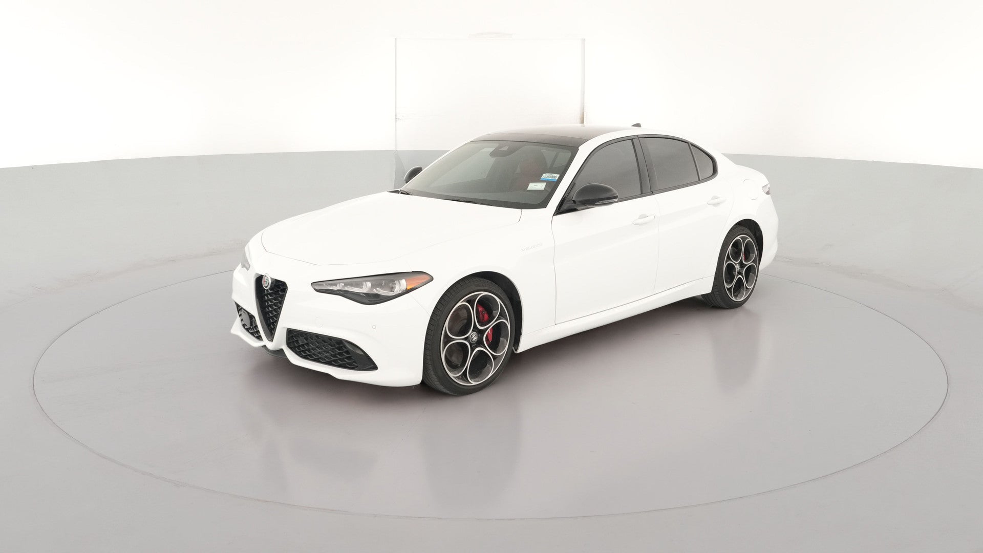 2024 Alfa Romeo Giulia vehicle photo