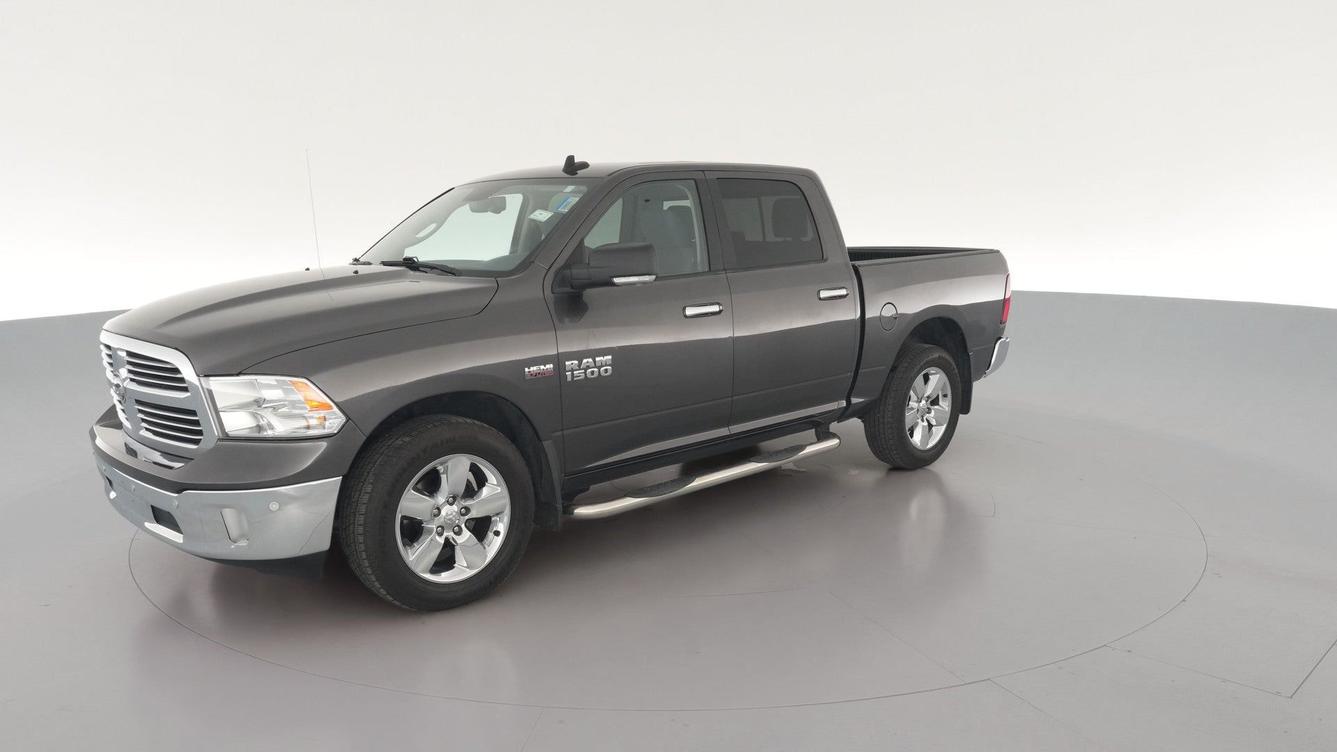 2018 Ram 1500 Crew Cab vehicle photo