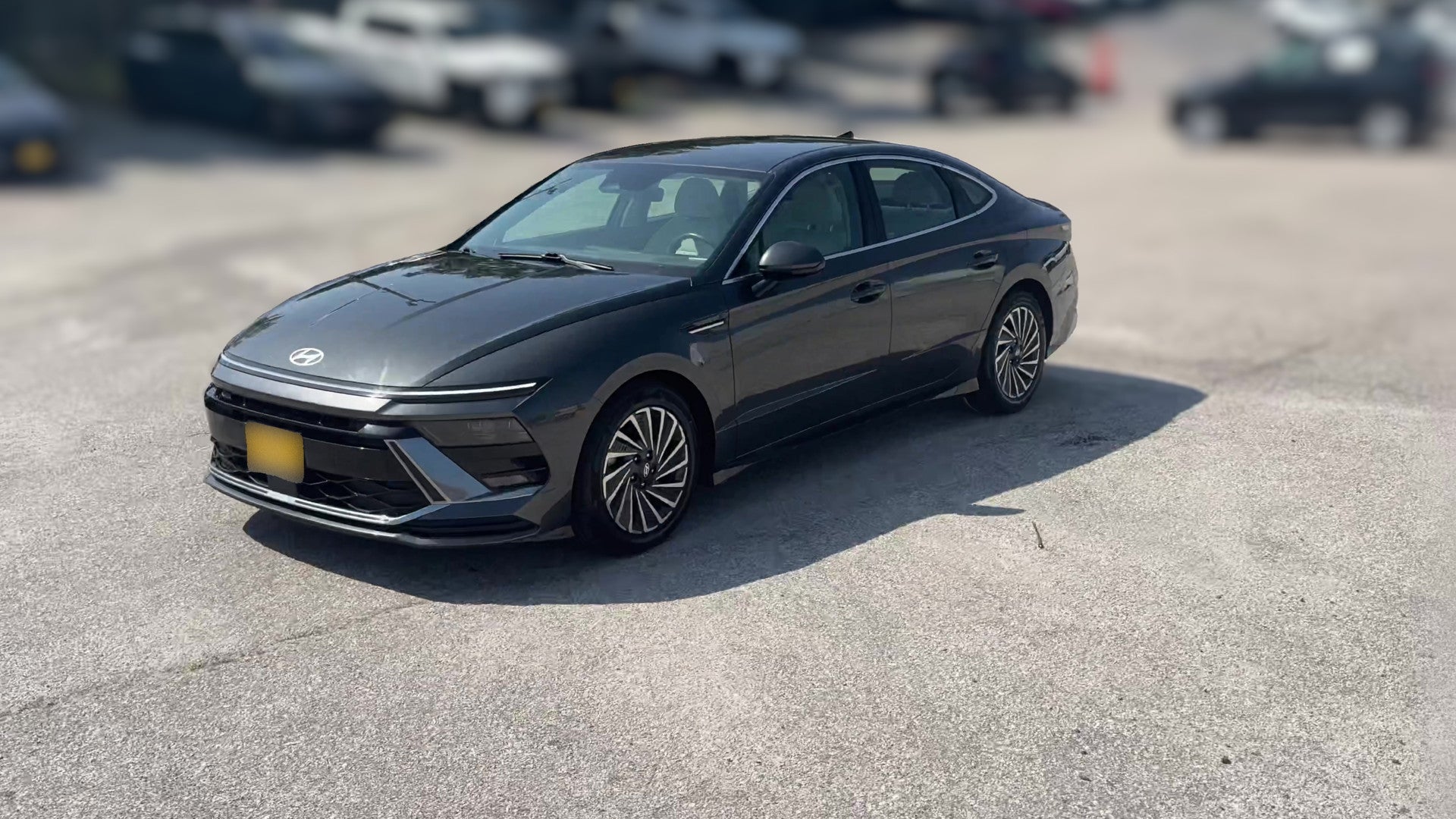 2025 Hyundai Sonata Hybrid vehicle photo