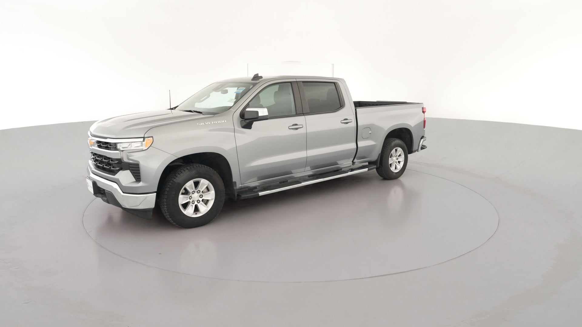 2024 Chevrolet Silverado 1500 Crew Cab vehicle photo