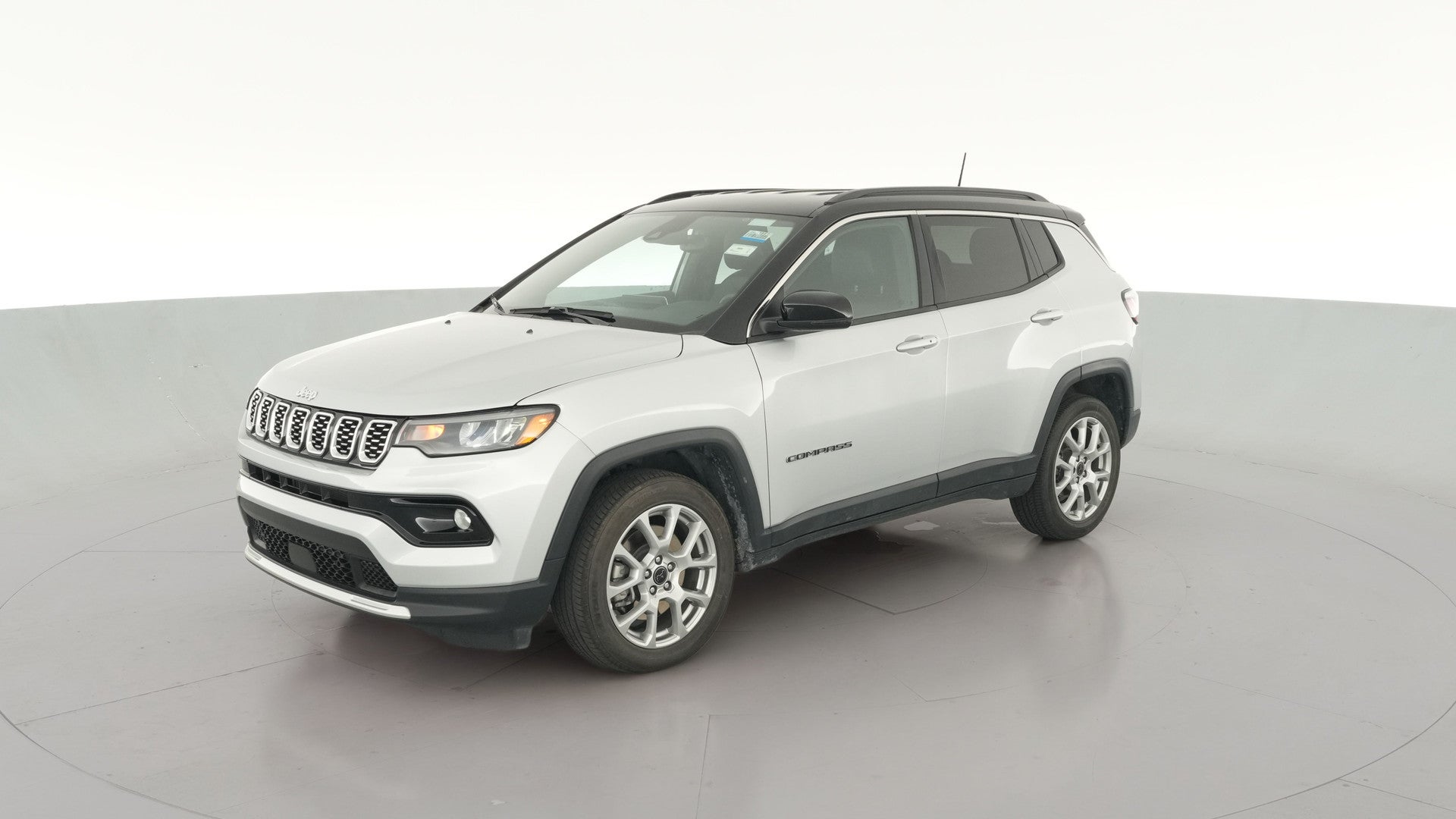2022 Jeep Grand Cherokee vehicle photo