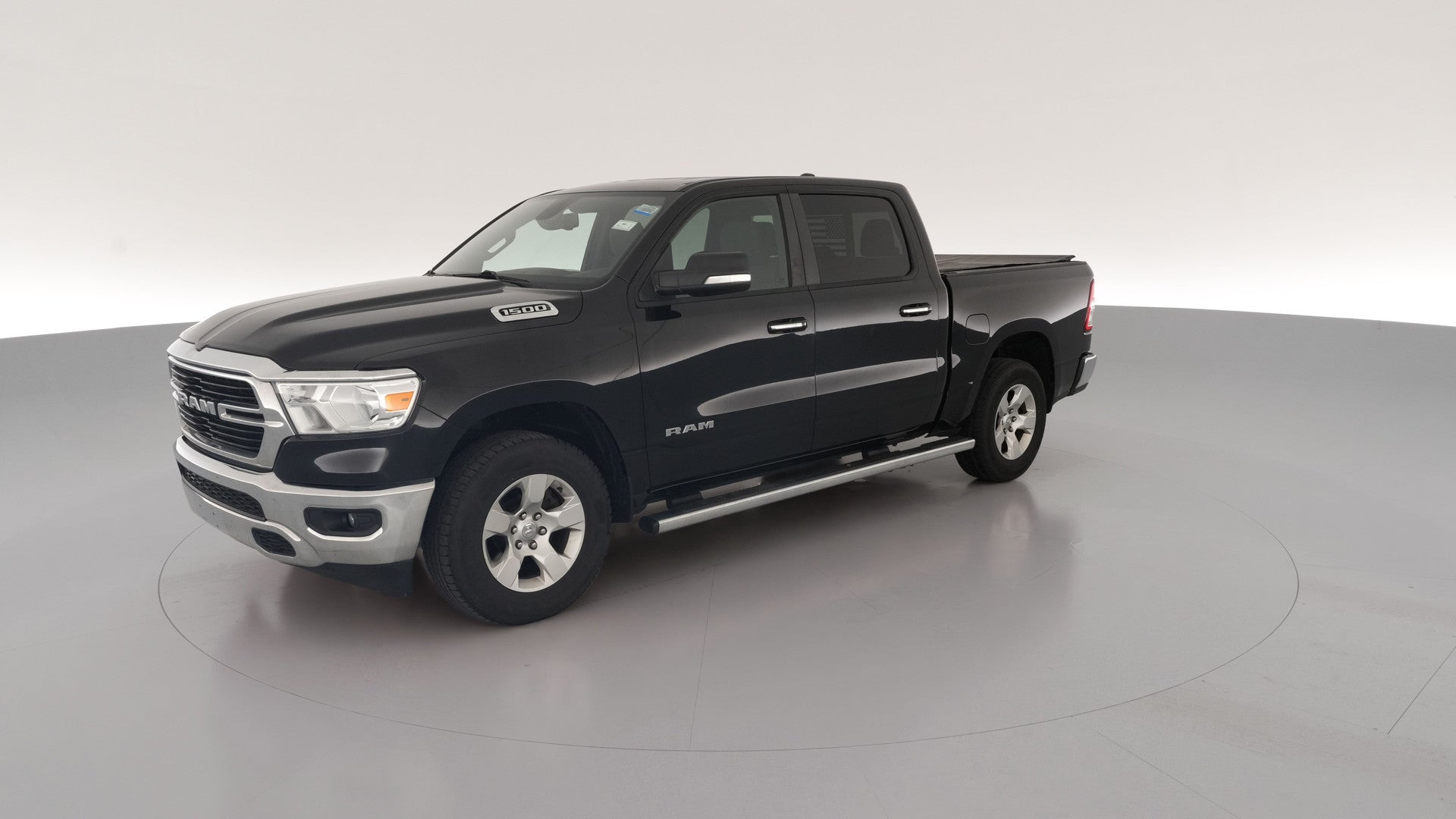 2019 Ram 1500 Crew Cab vehicle photo