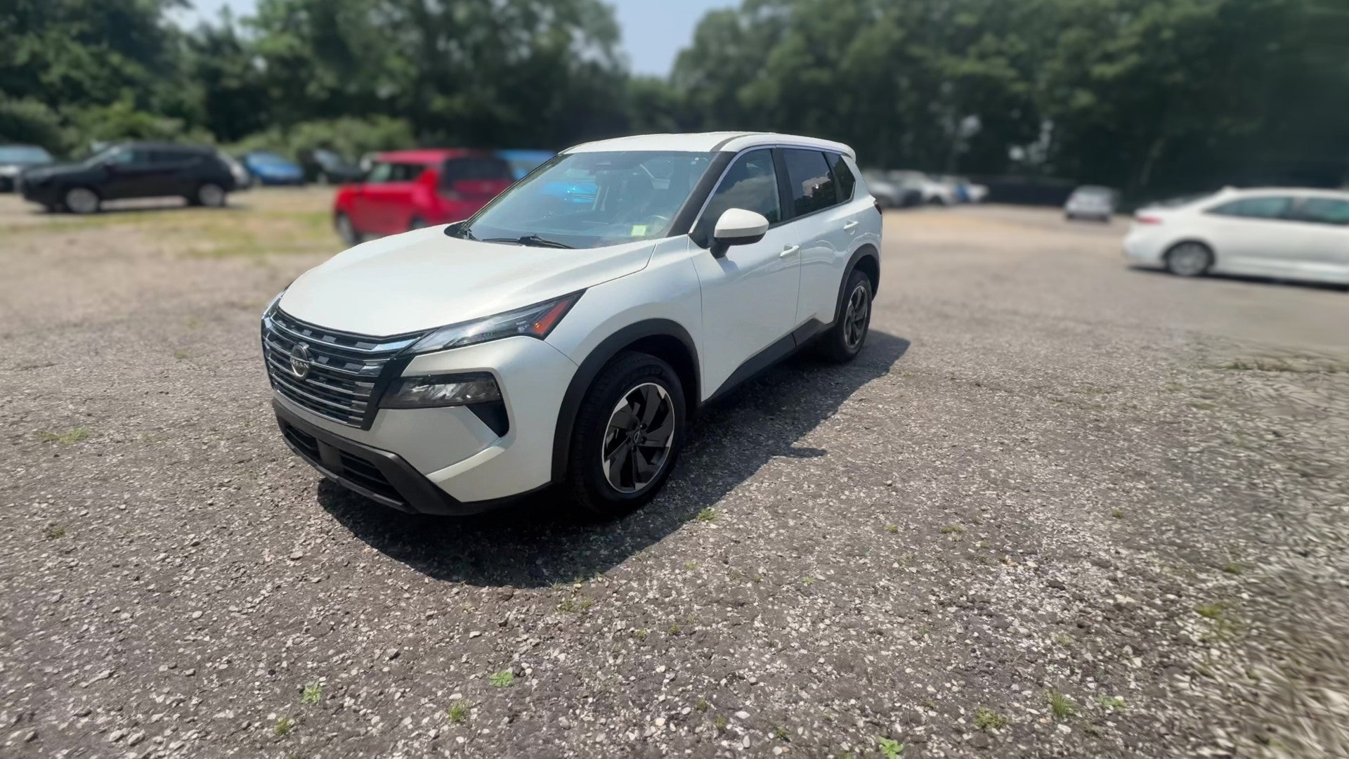 2025 Nissan Rogue vehicle photo