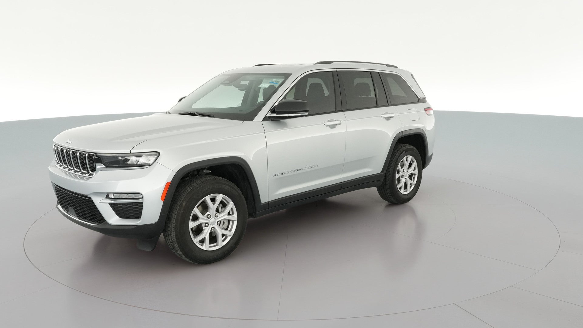 2022 Jeep Grand Cherokee vehicle photo