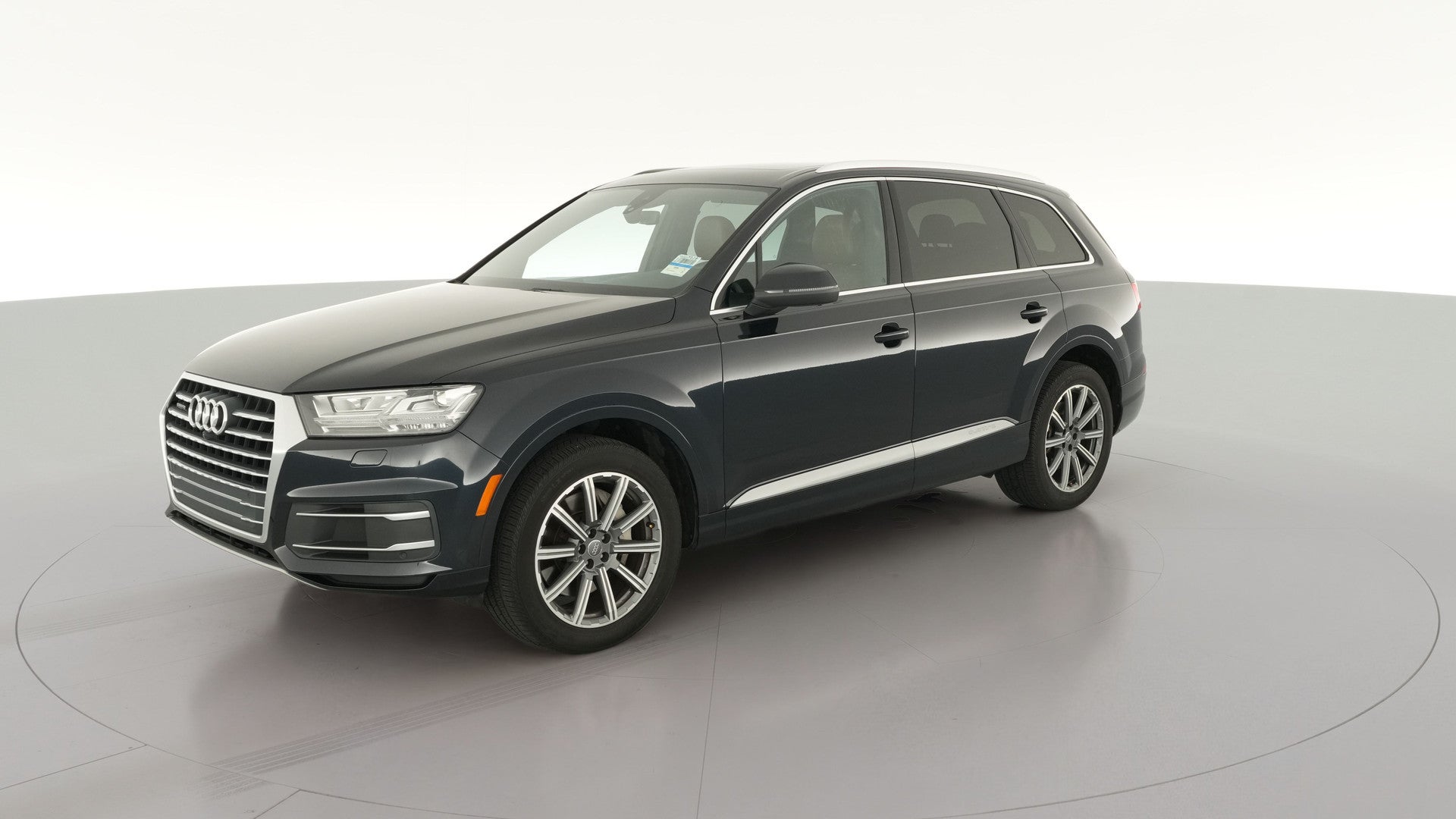 2017 Audi Q7 vehicle photo