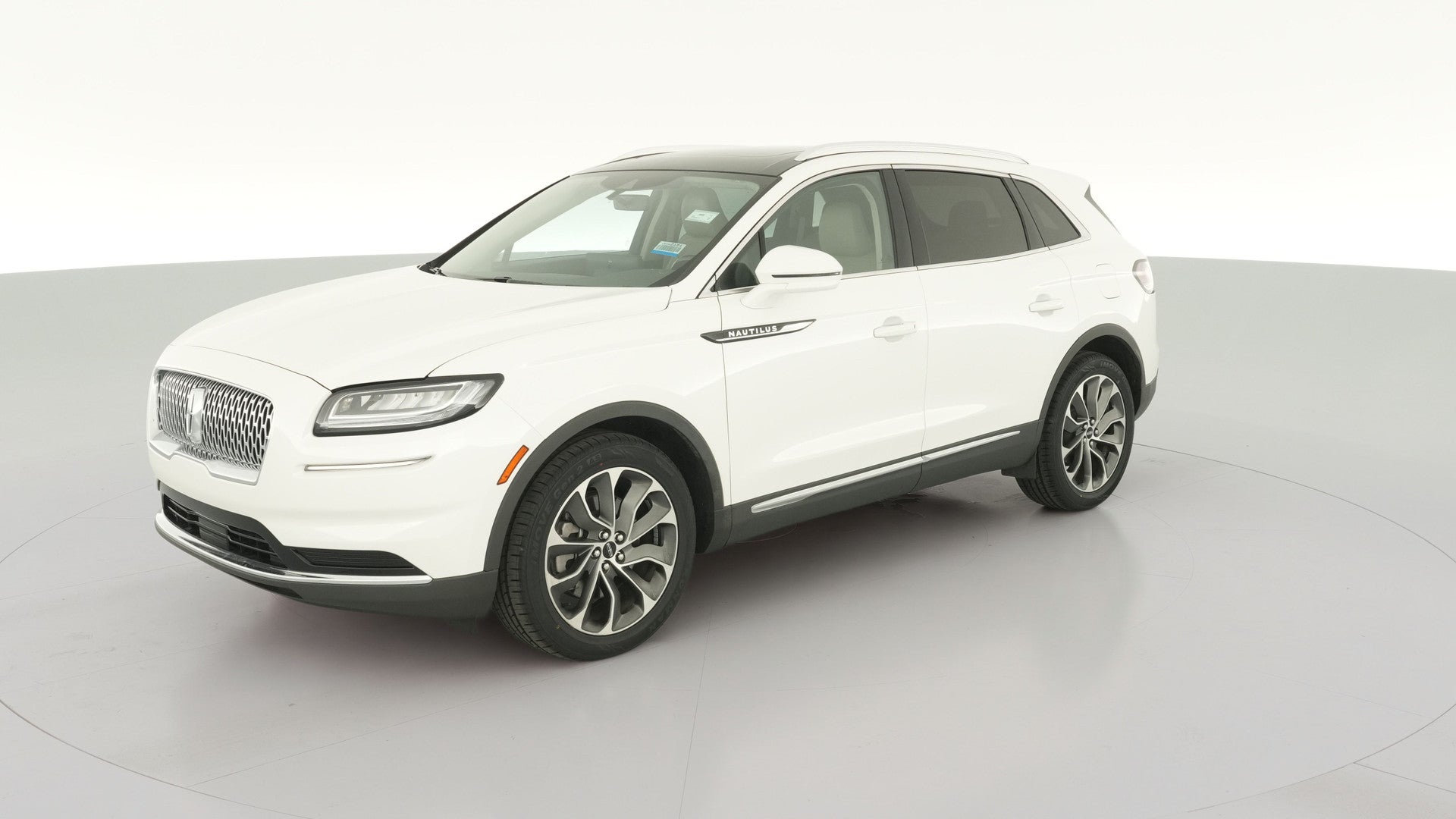 2021 Lincoln Nautilus vehicle photo