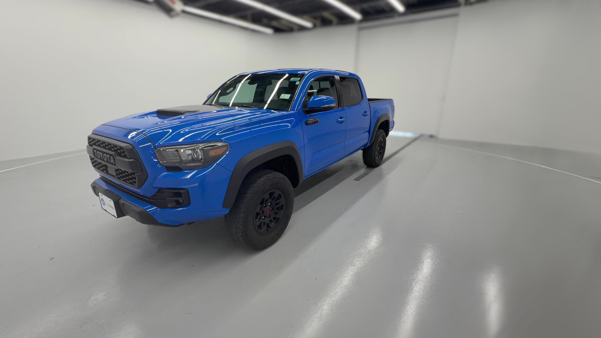 2019 Toyota Tacoma Double Cab vehicle photo