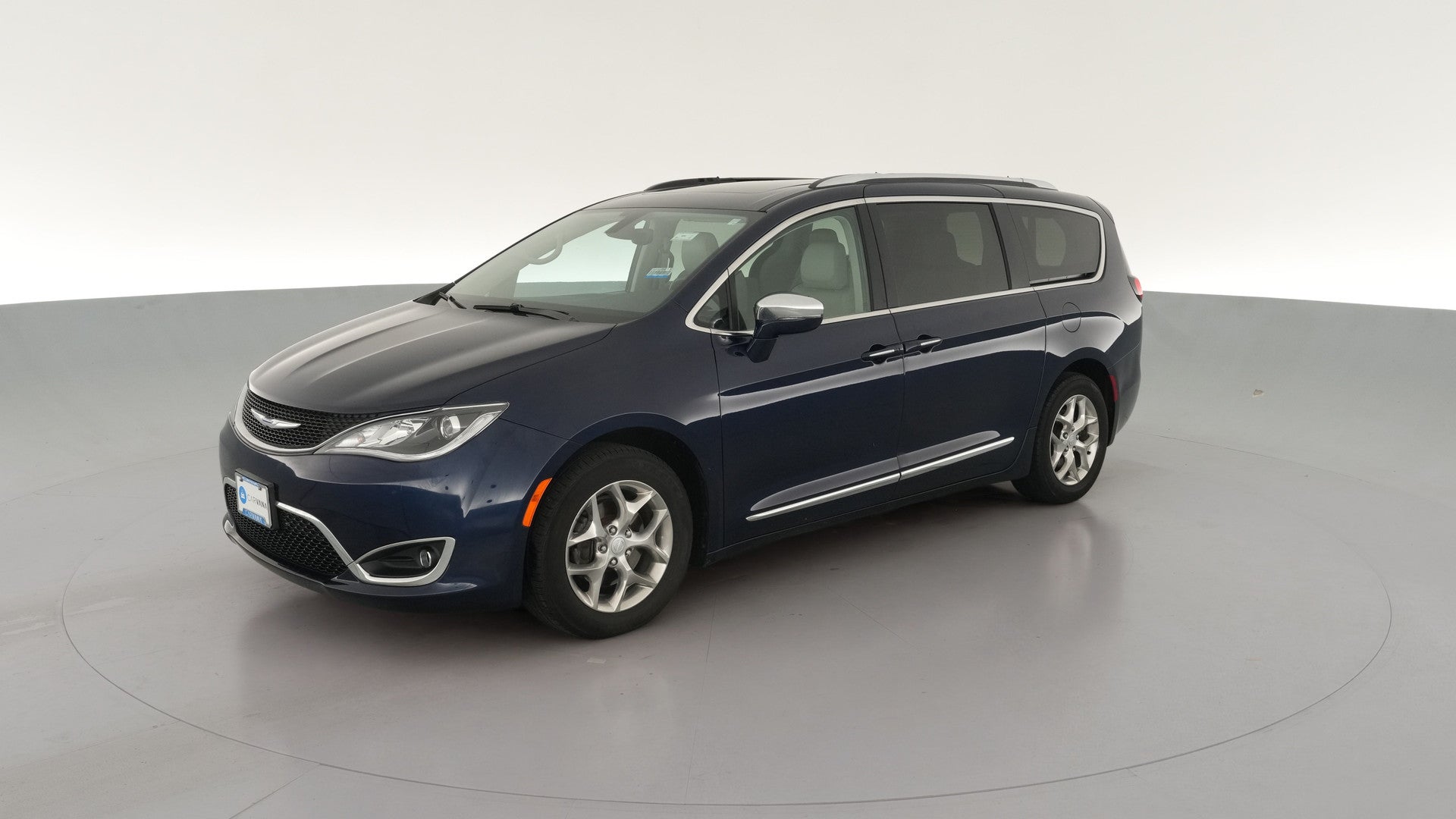 2018 Chrysler Pacifica vehicle photo