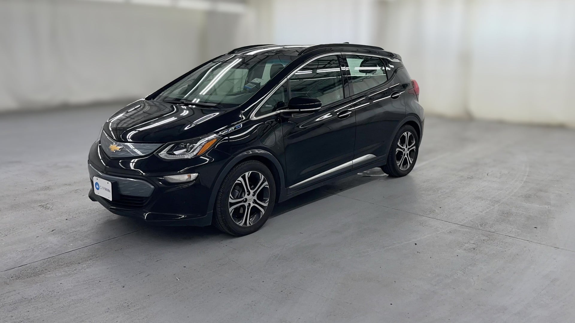 2017 Chevrolet Bolt EV vehicle photo