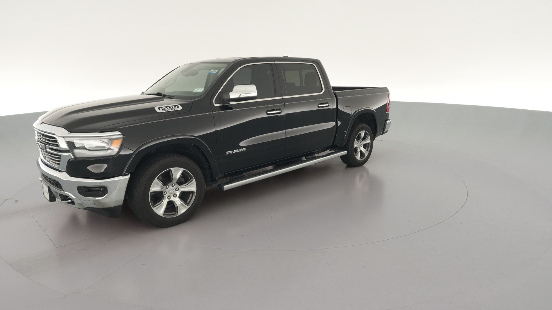 2019 Ram 1500 Crew Cab vehicle photo