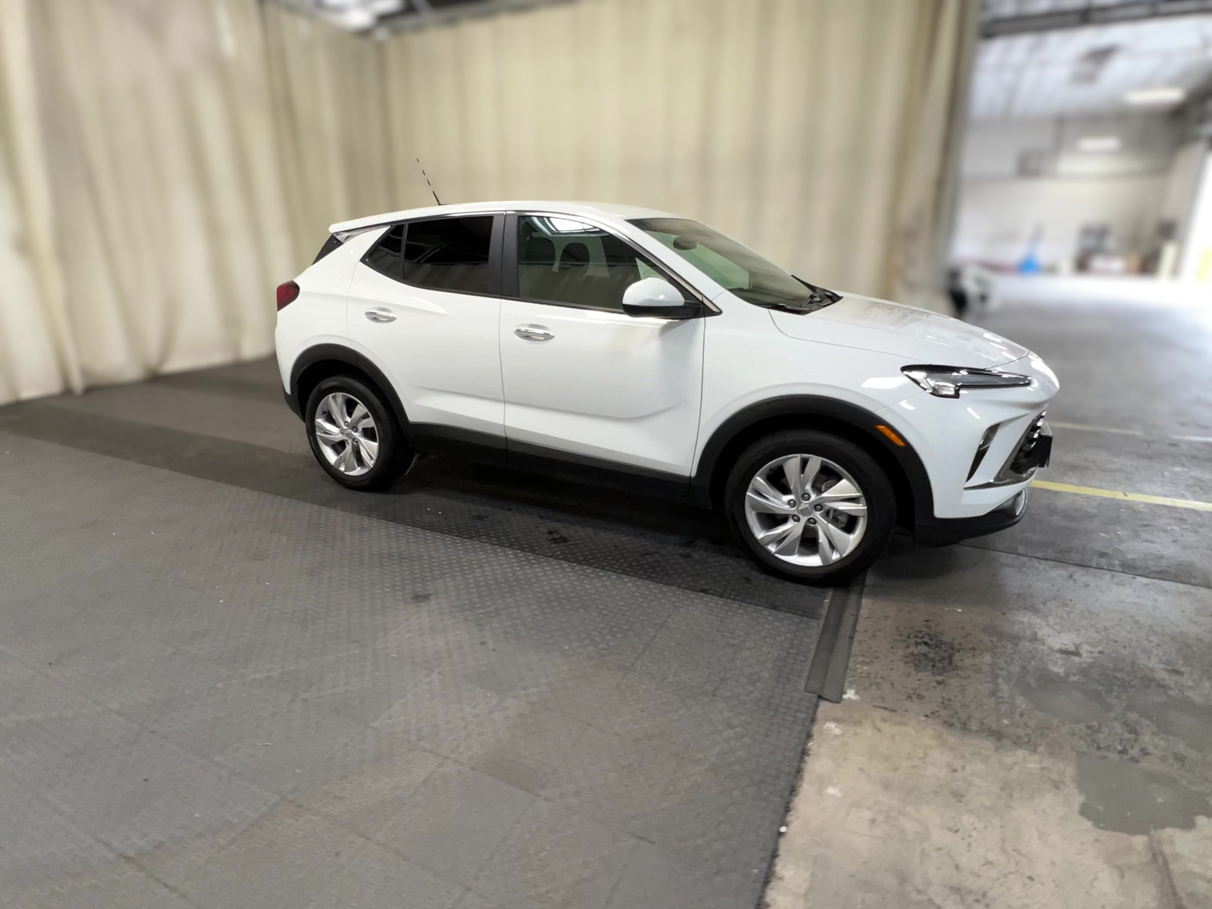 2025 Buick Encore GX Preferred - Photo 29