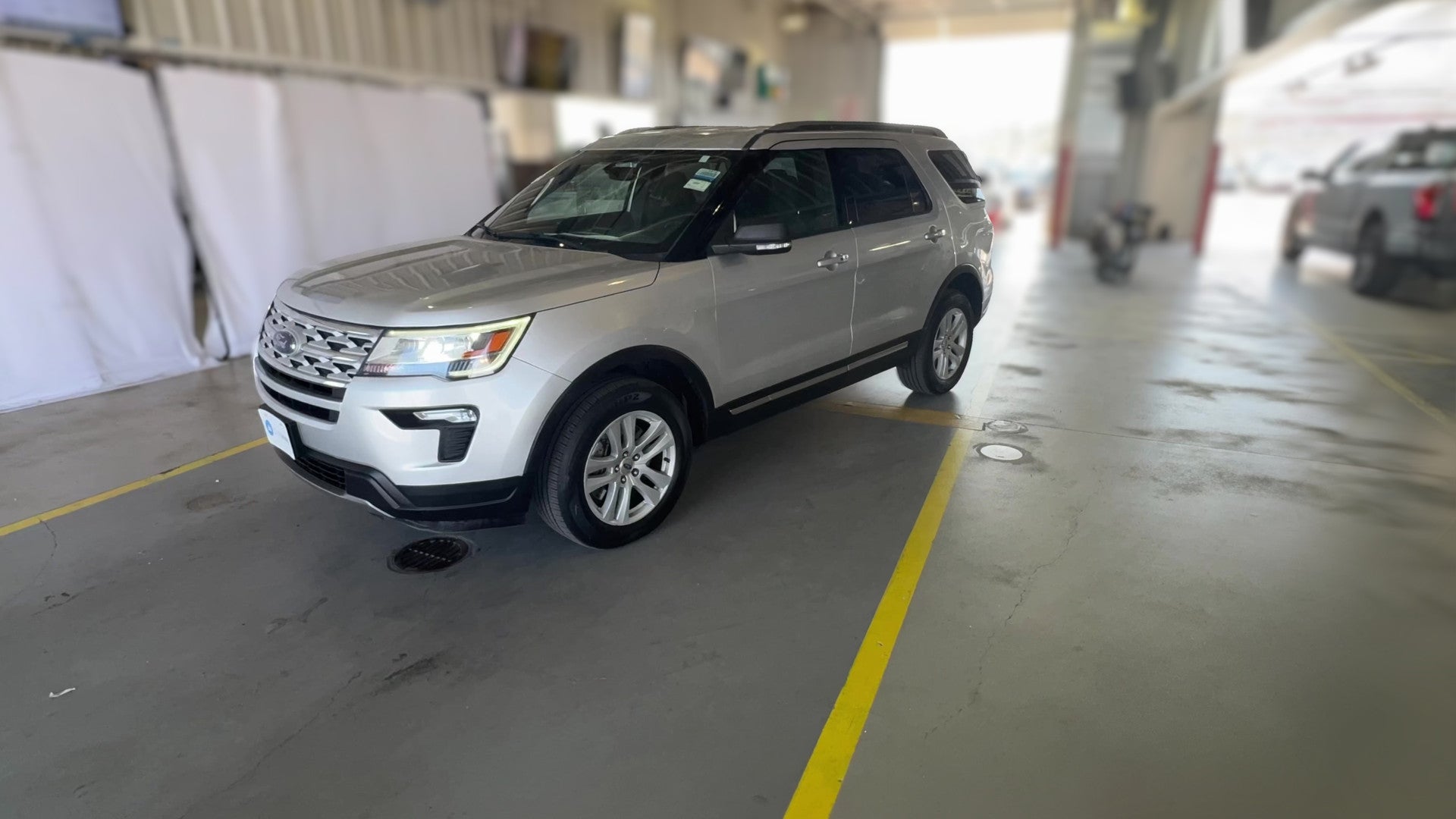 2019 Ford Explorer vehicle photo