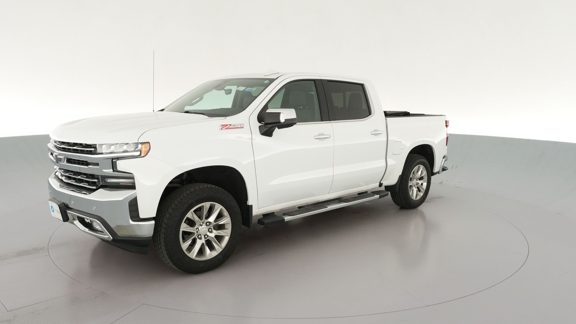 2019 Chevrolet Silverado 1500 Crew Cab vehicle photo