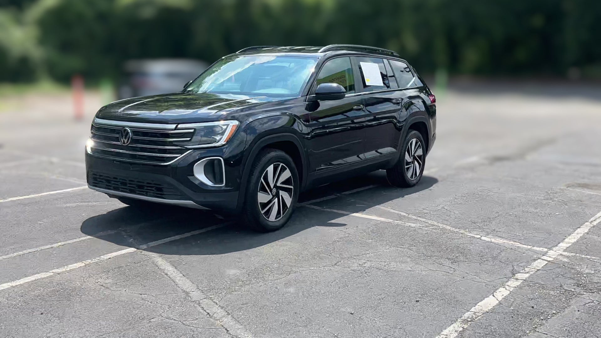 2024 Volkswagen Atlas vehicle photo