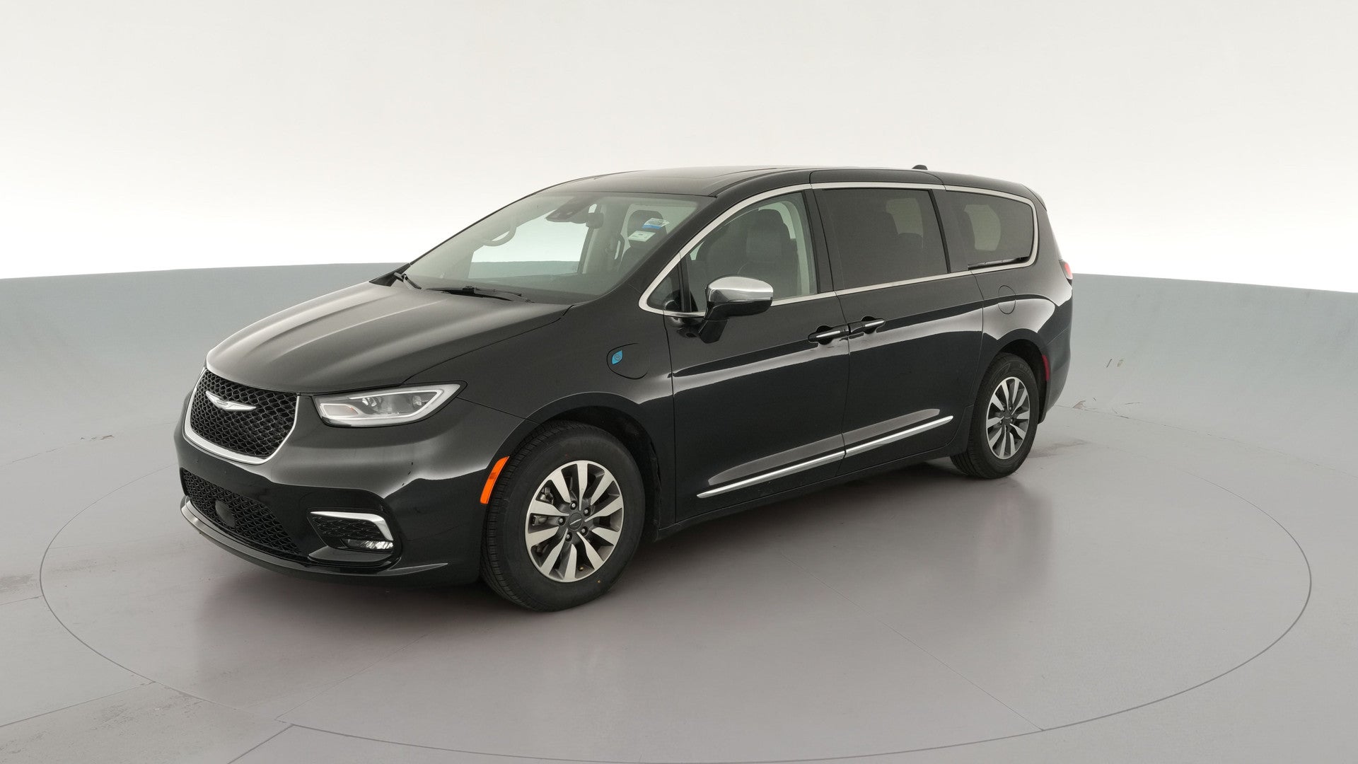2023 Chrysler Pacifica Hybrid vehicle photo