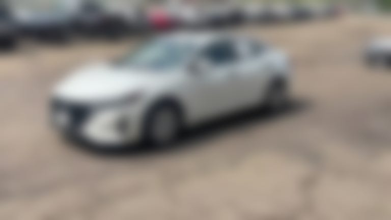 2025 Nissan Sentra vehicle photo