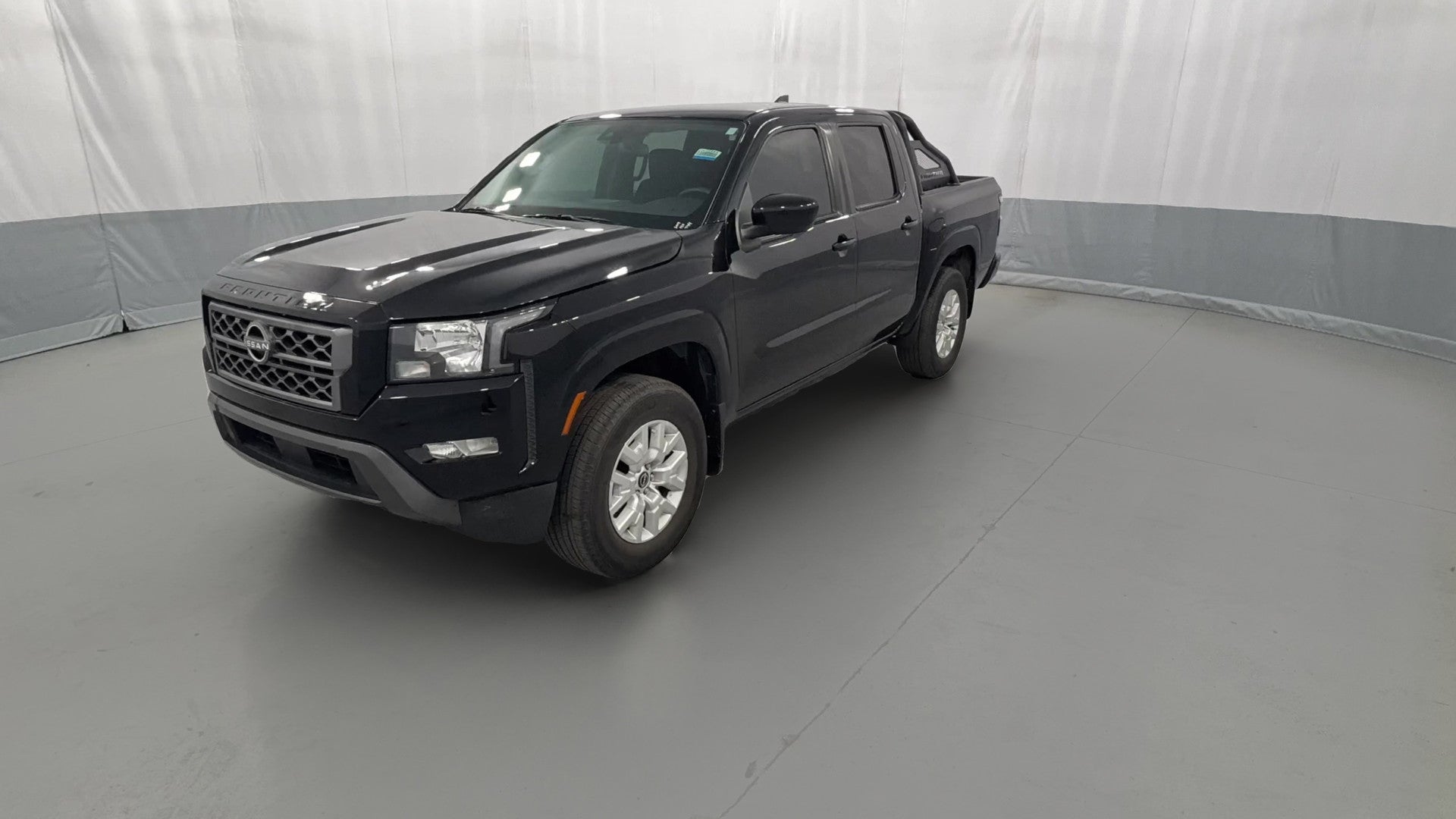 2022 Nissan Frontier Crew Cab vehicle photo
