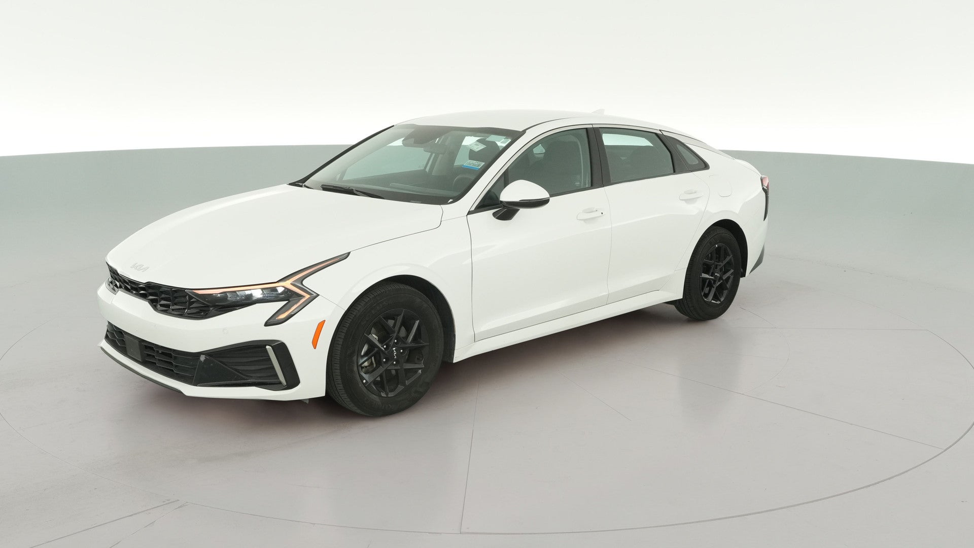 2025 Kia K5 vehicle photo