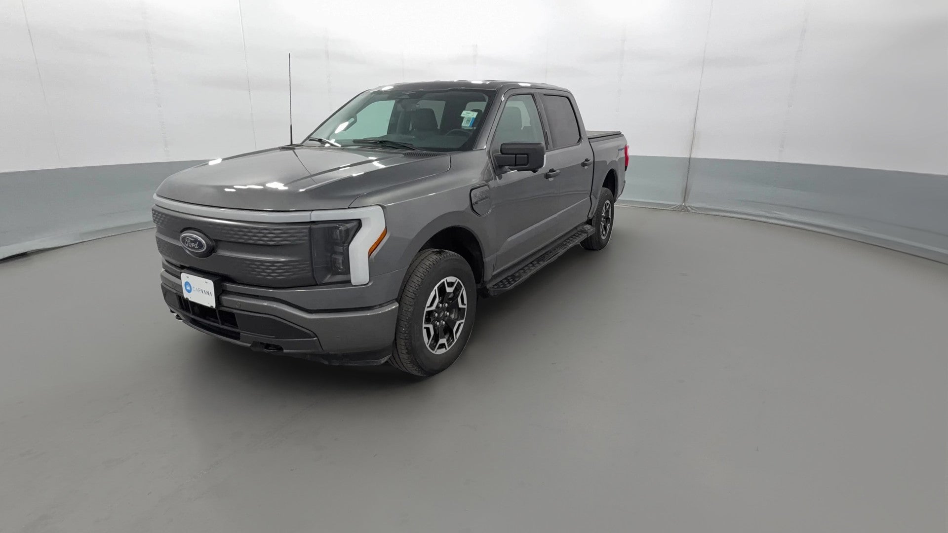 2023 Ford F150 Lightning vehicle photo