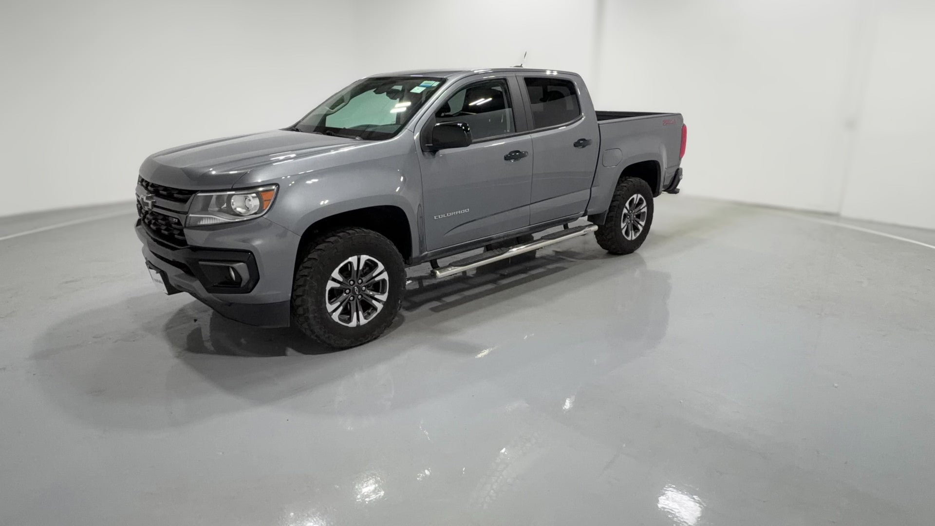 2022 Chevrolet Colorado Crew Cab vehicle photo