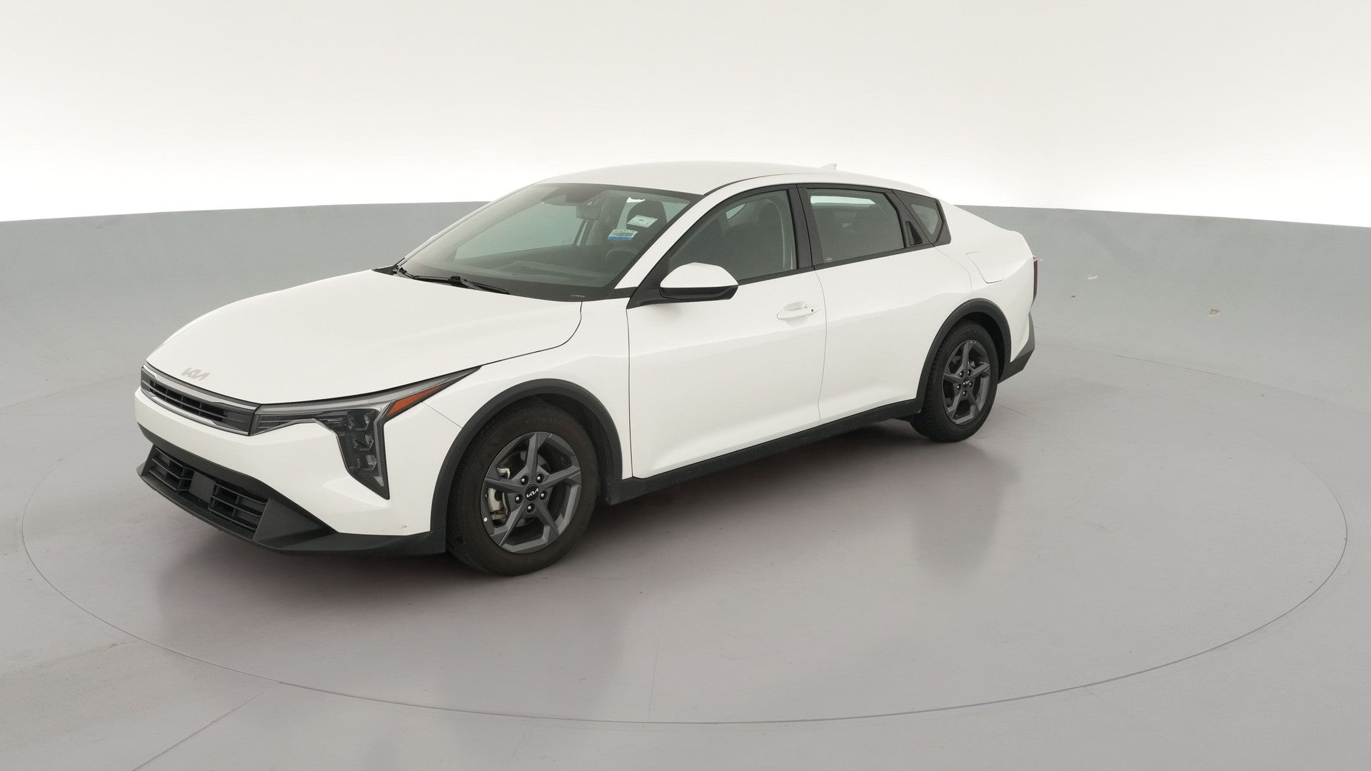 2025 Kia K4 vehicle photo
