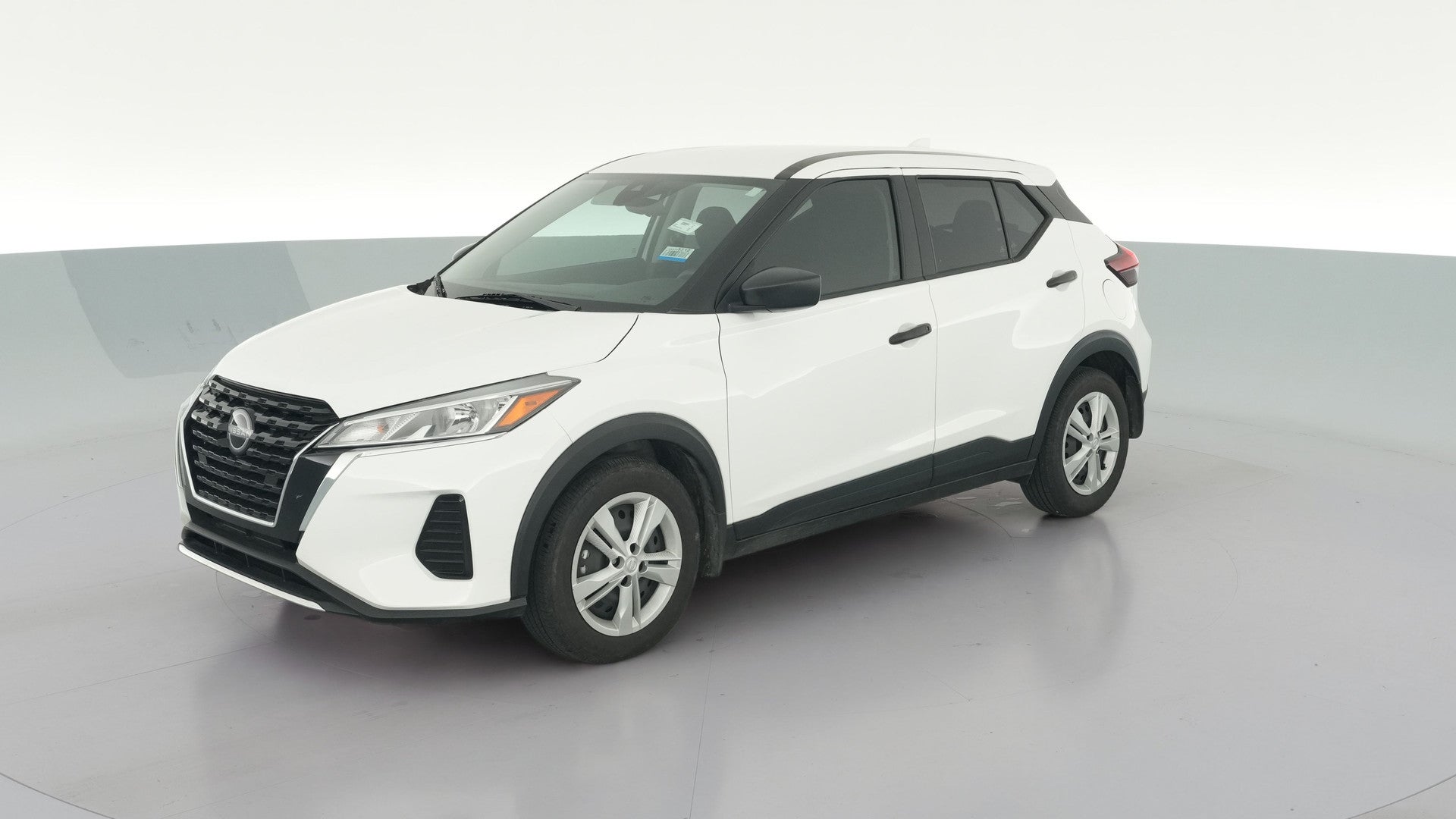 2024 Nissan Kicks vehicle photo
