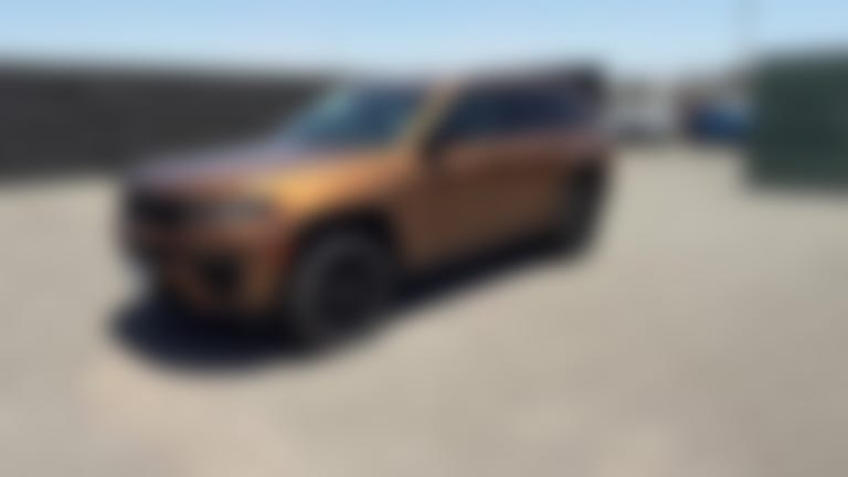 2026 Jeep Grand Cherokee vehicle photo