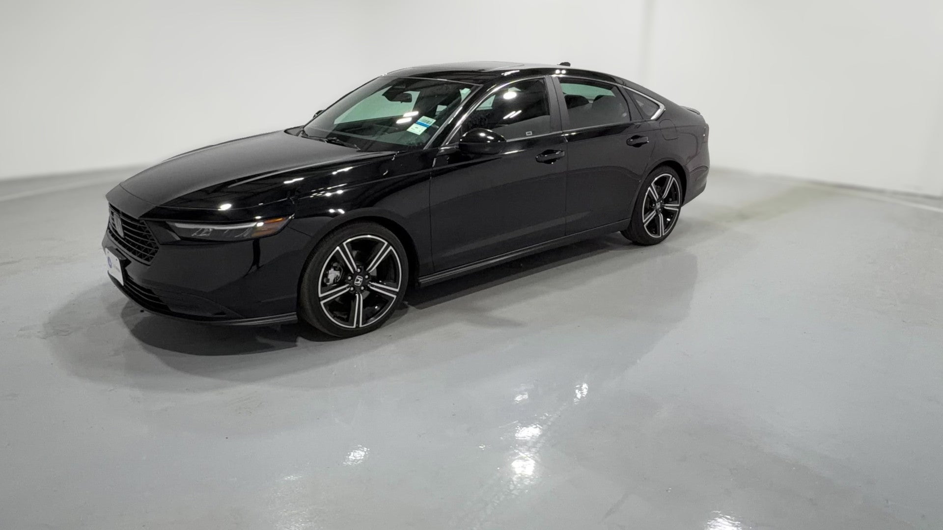 2025 Honda Accord Hybrid vehicle photo