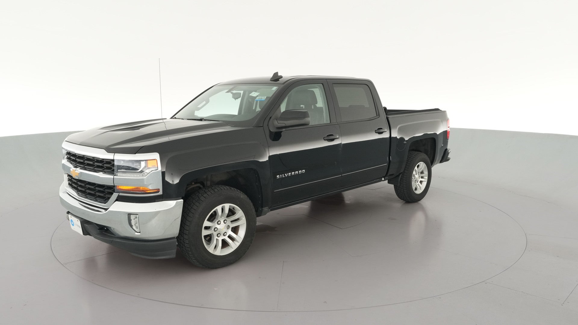 2018 Chevrolet Silverado 1500 Crew Cab vehicle photo