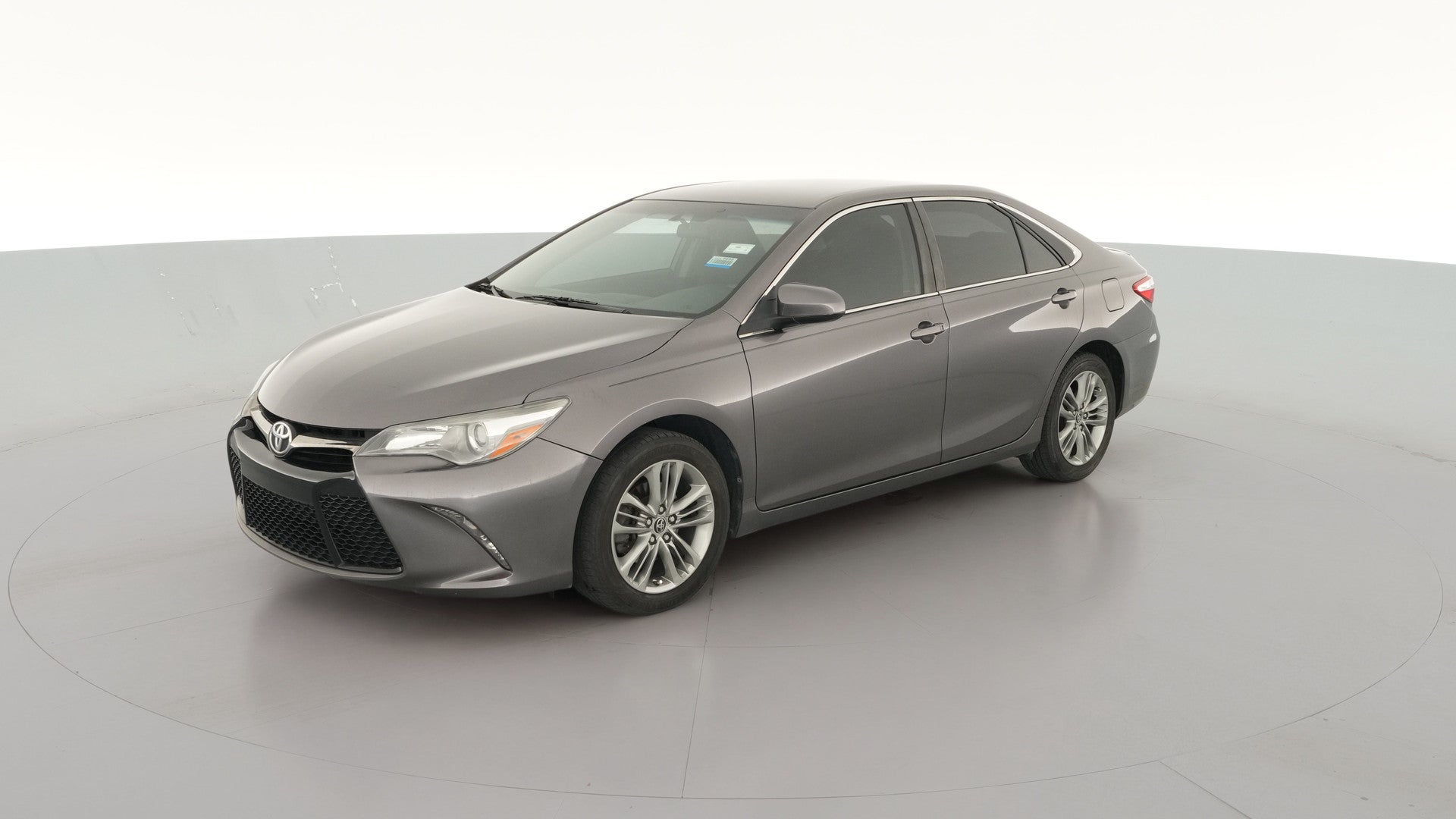 2015 Toyota Camry vehicle photo