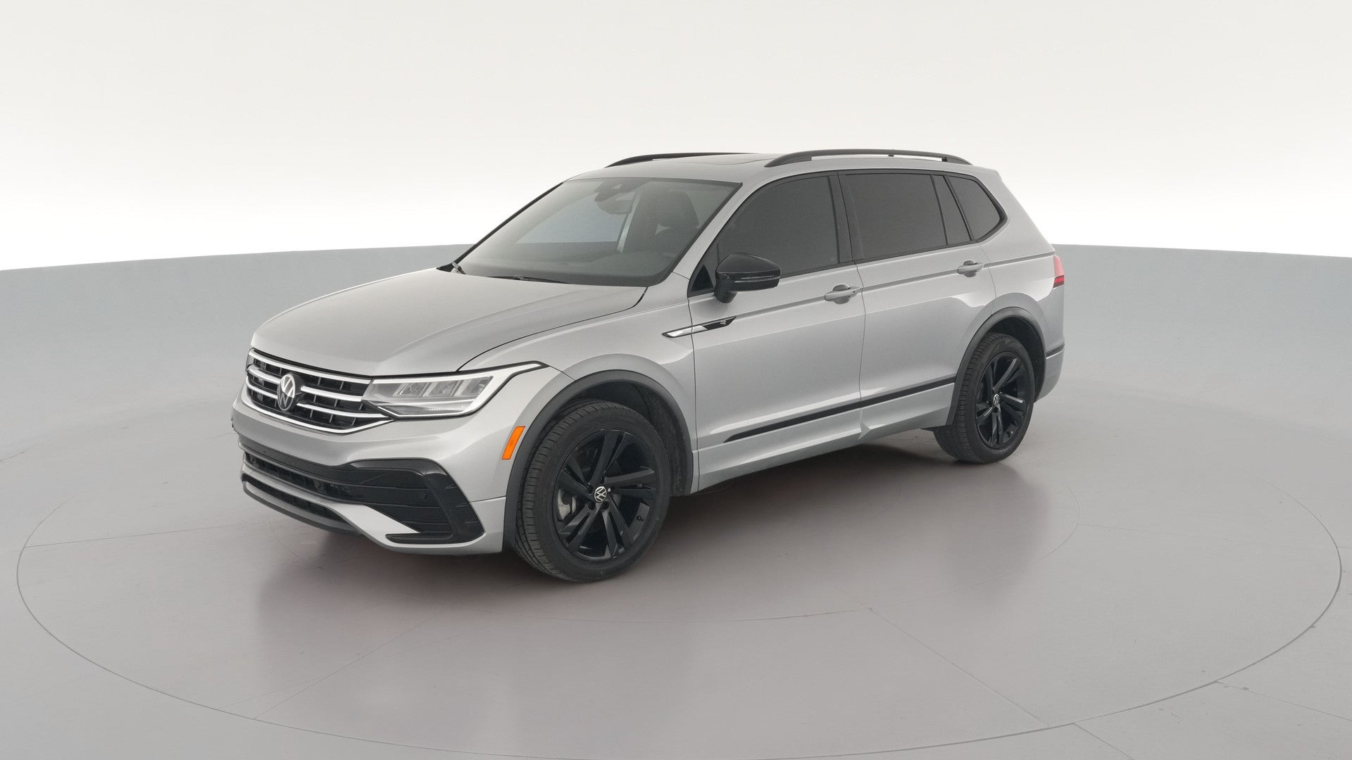 2024 Volkswagen Tiguan vehicle photo
