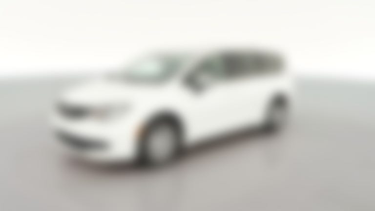 2023 Chrysler Voyager vehicle photo