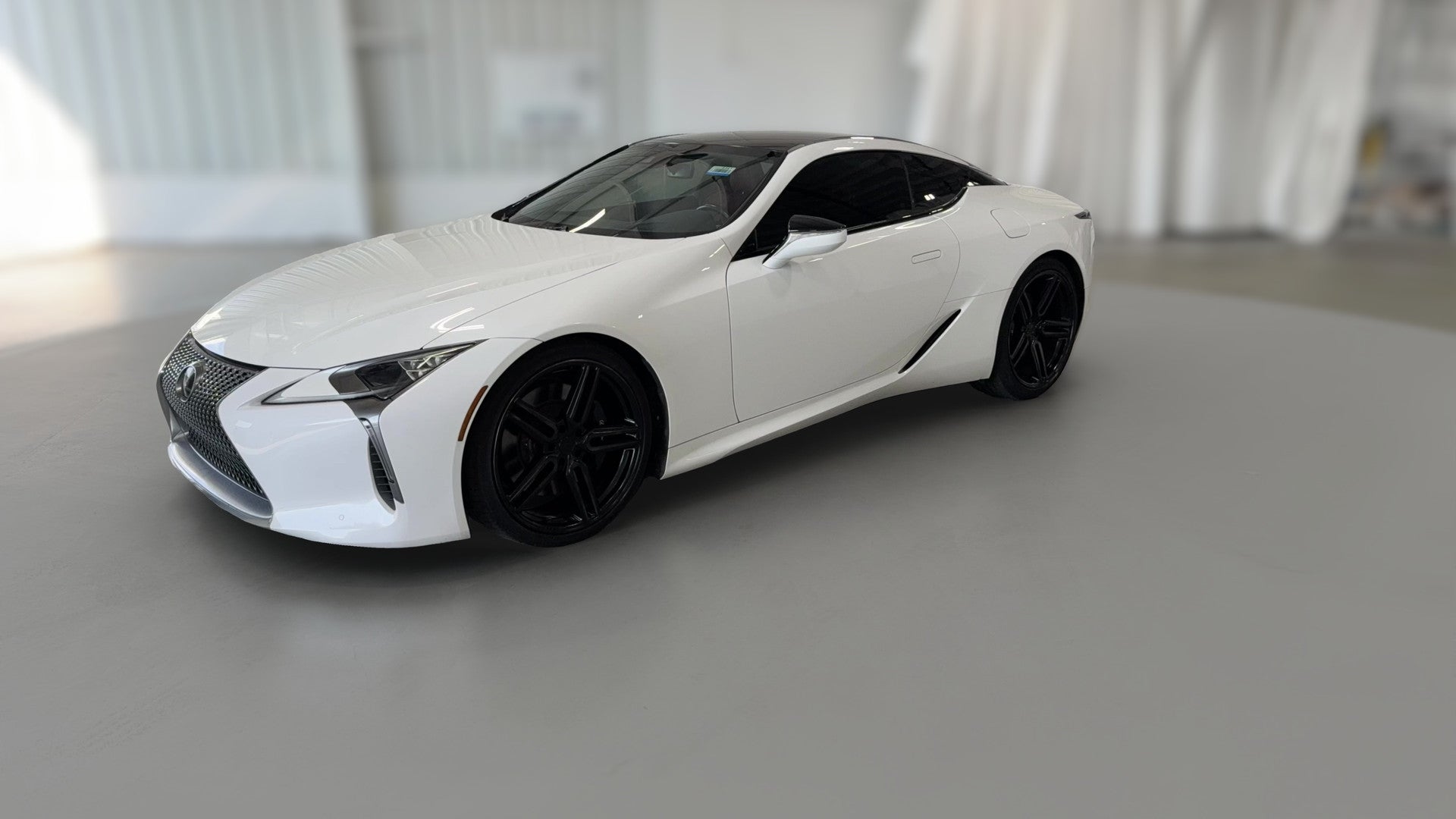 2019 Lexus LC vehicle photo