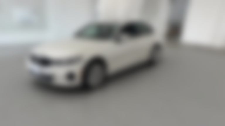 2023 BMW 3 Series vehicle photo