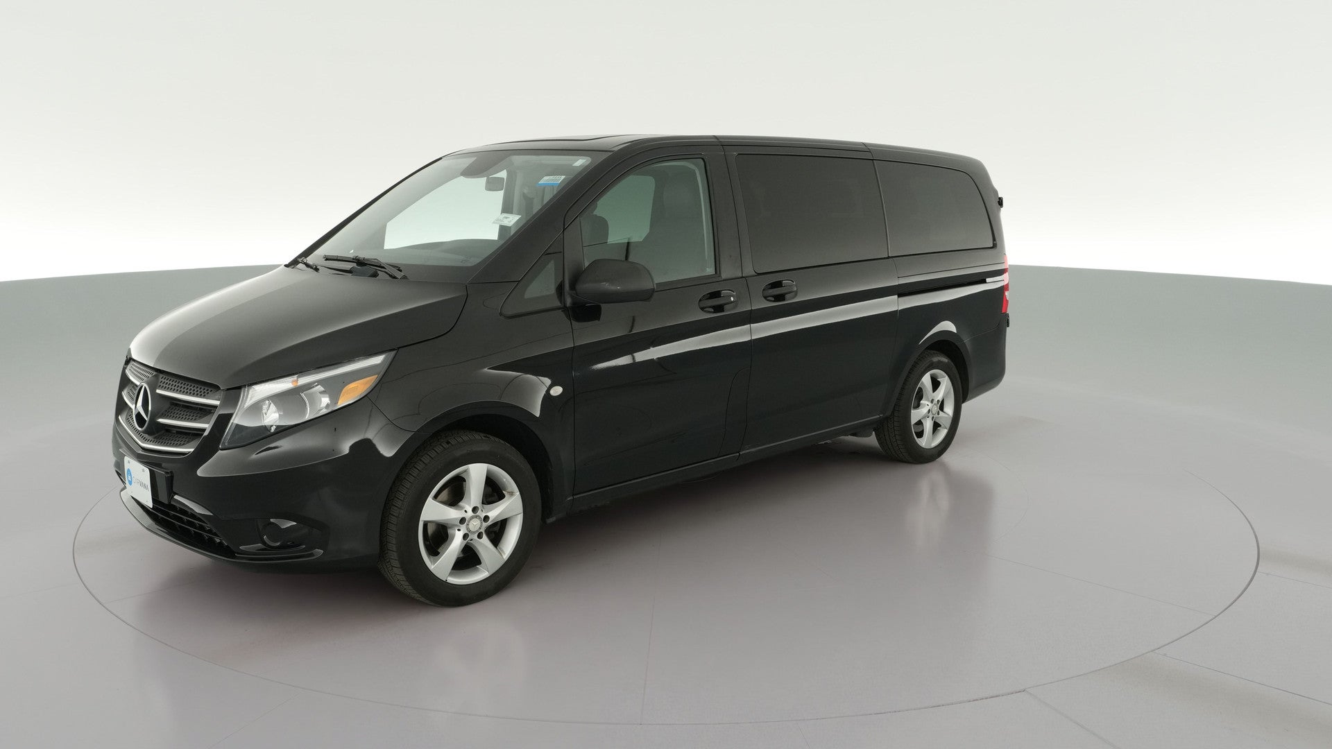 2018 Mercedes-Benz Metris Passenger vehicle photo